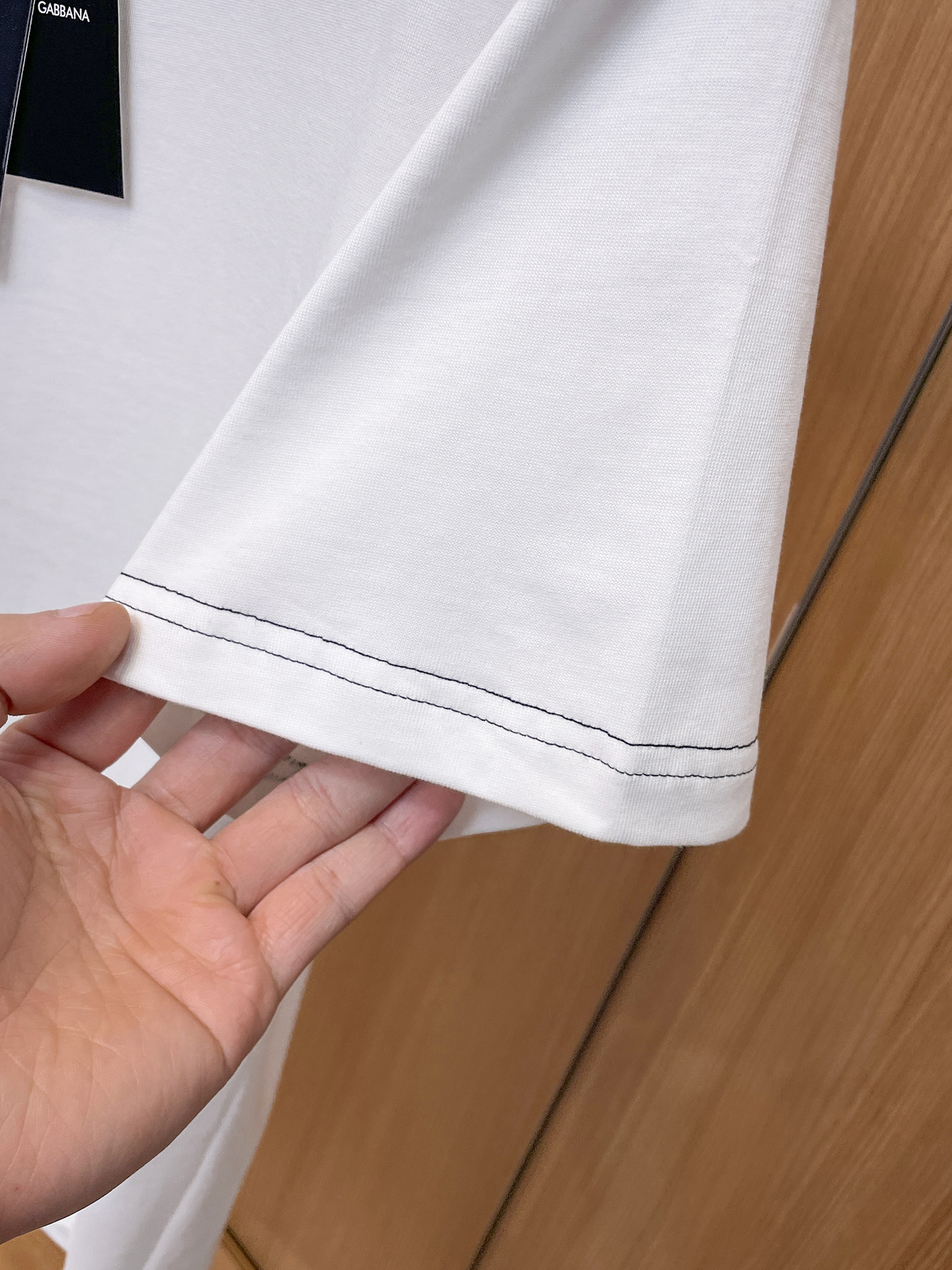 杜嘉班纳D&G26春夏新品专柜首发最新款短袖圆领T恤 高端订制 设计前卫时尚！品牌logo重工艺设计，高