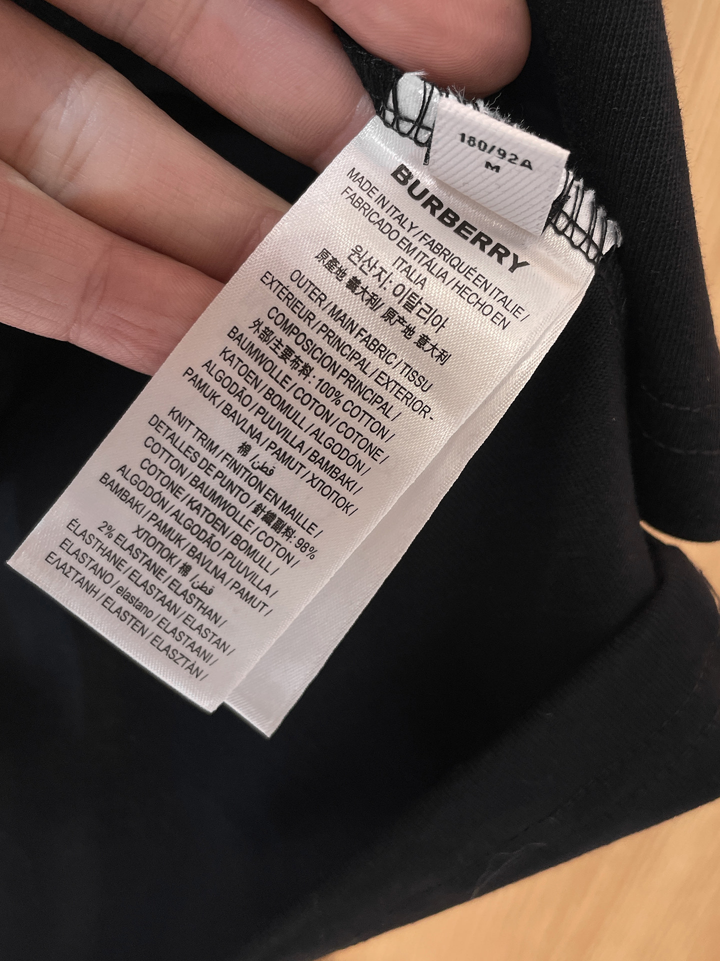 巴宝莉Burberry26春夏新品专柜首发最新款短袖圆领T恤 高端订制 设计前卫时尚！品牌logo重工艺