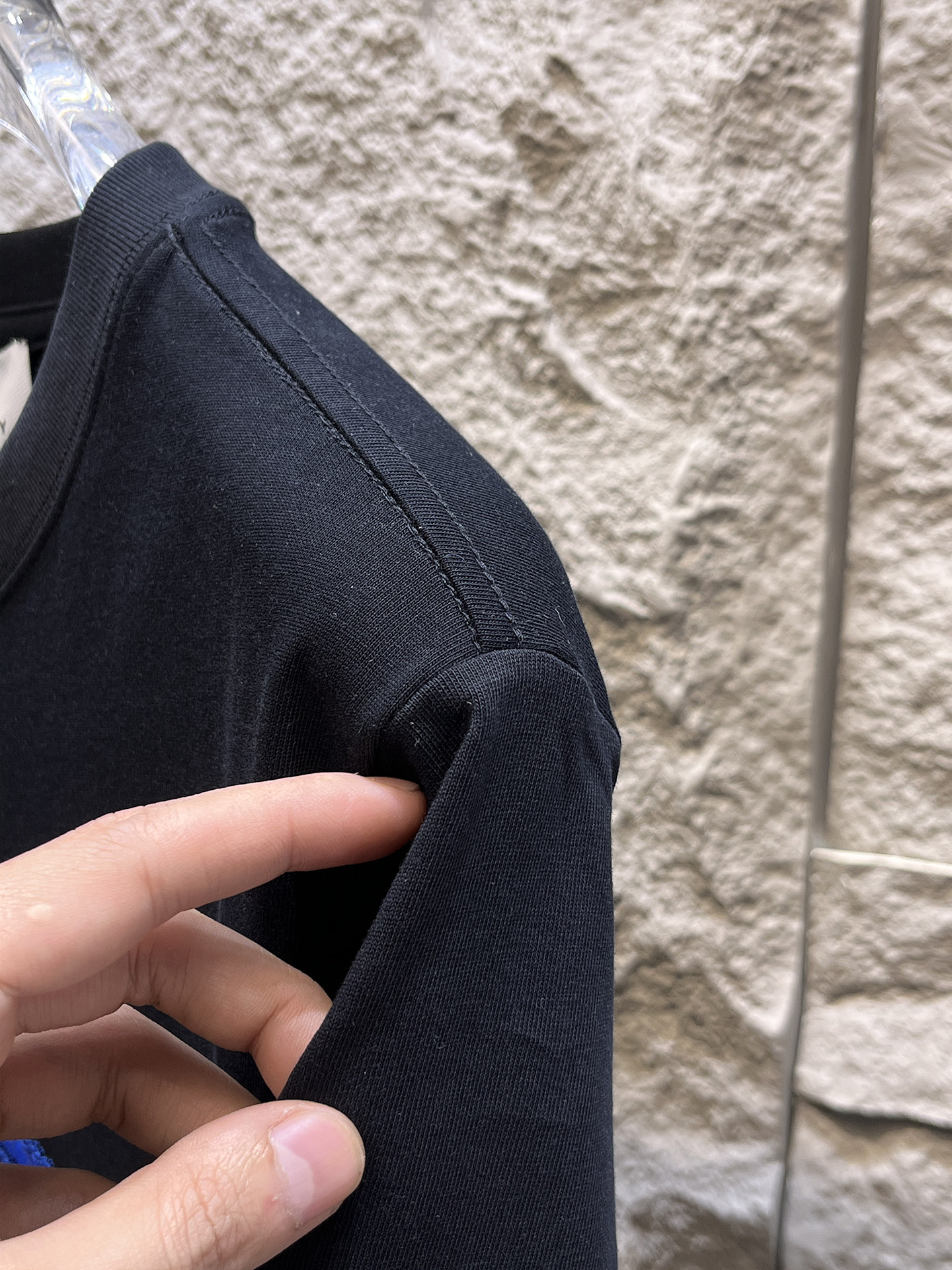 巴宝莉Burberry26春夏新品专柜首发最新款短袖圆领T恤 高端订制 设计前卫时尚！品牌logo重工艺