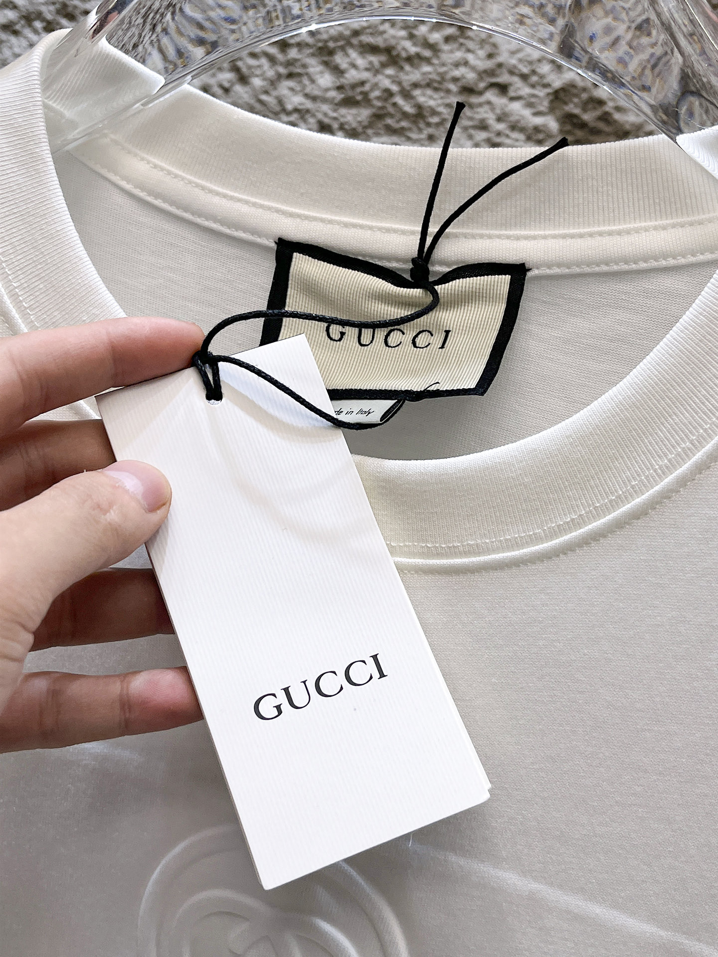 古驰Gucci26春夏新品专柜首发最新款短袖圆领T恤 高端订制 设计前卫时尚！品牌logo重工艺设计，高