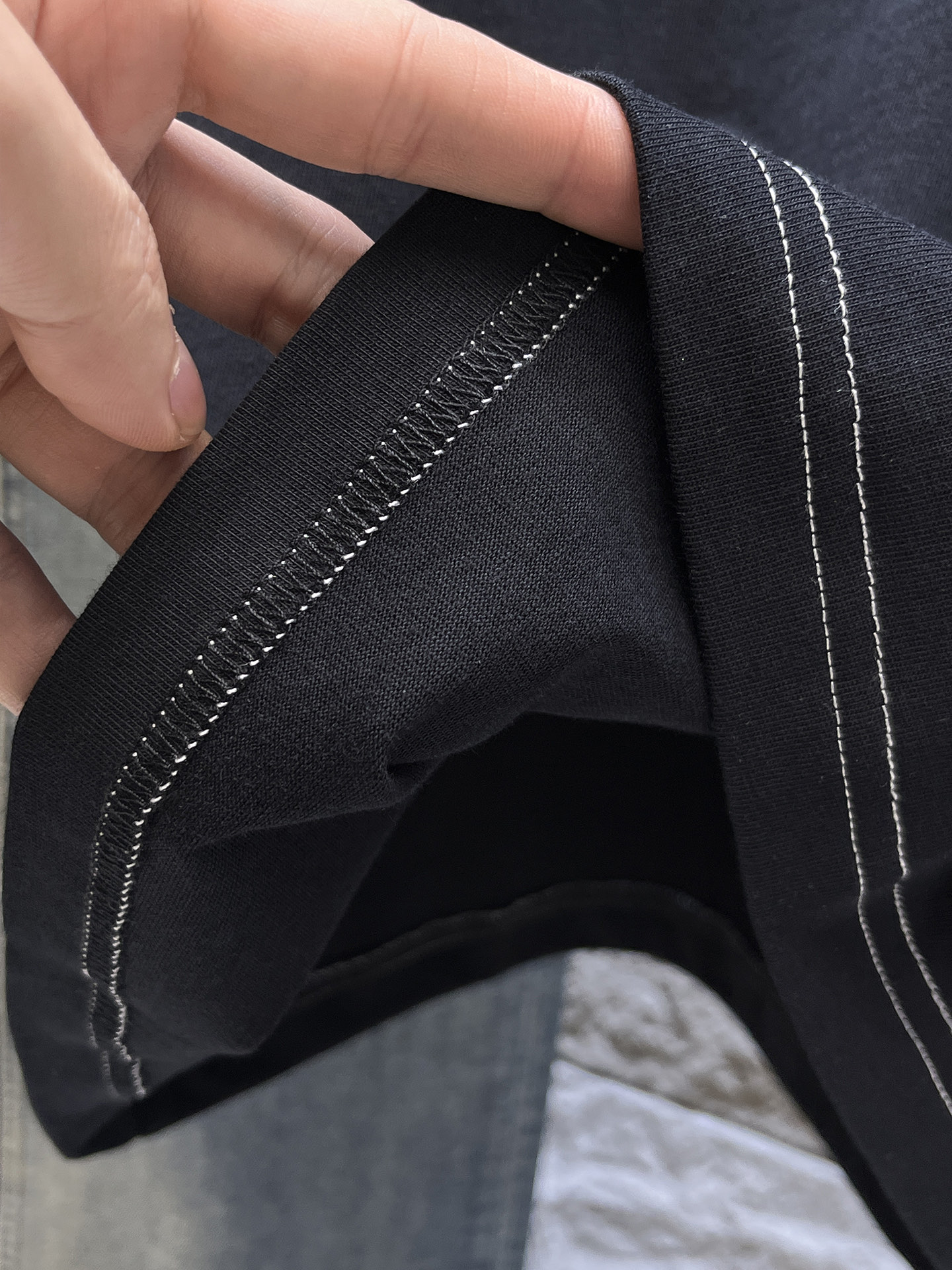 迪奥Dior26春夏新品专柜首发最新款短袖圆领T恤 高端订制 设计前卫时尚！品牌logo重工艺设计，高端