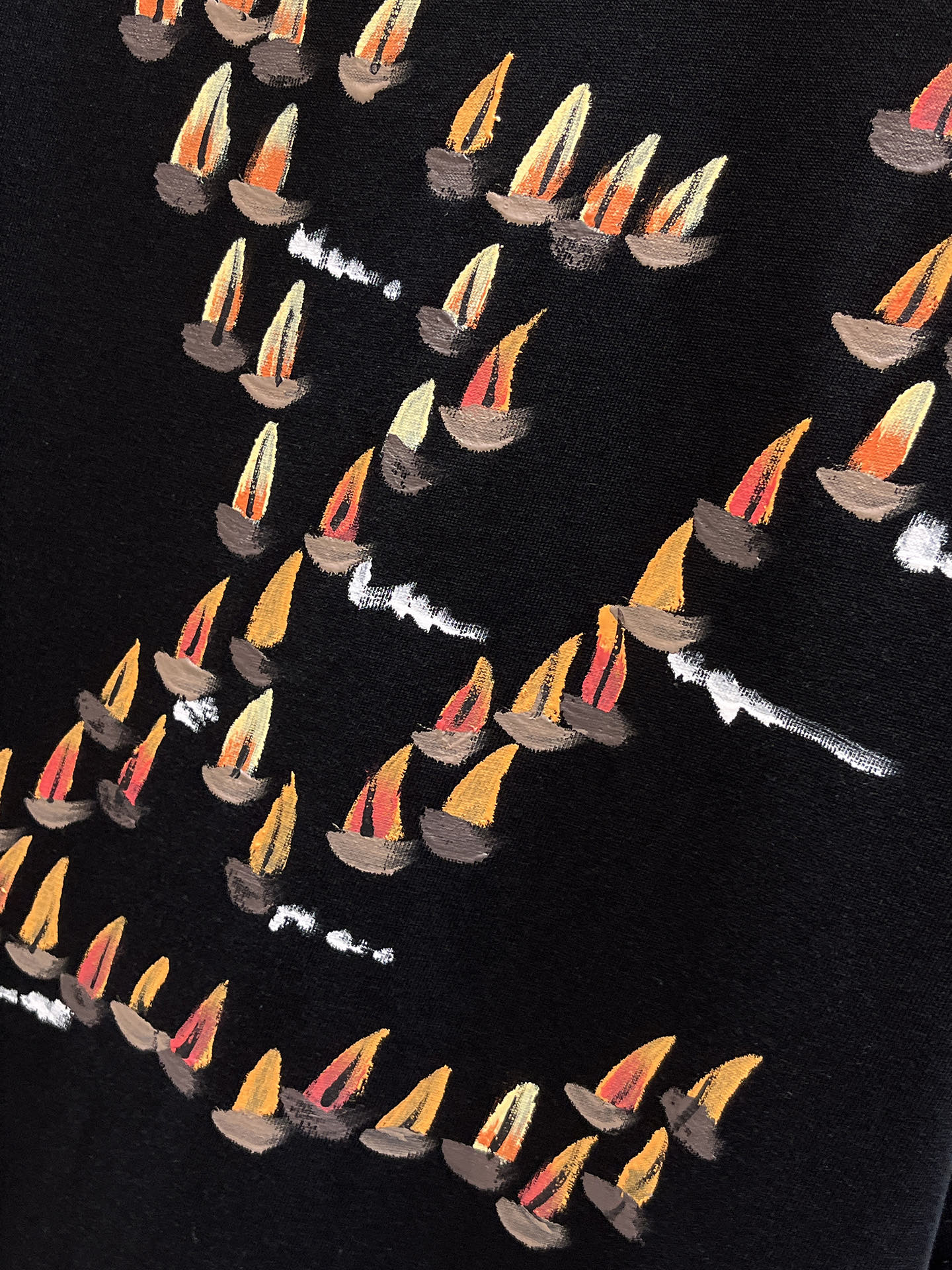 路易威登LV26春夏新品专柜首发最新款短袖圆领T恤 高端订制 设计前卫时尚！品牌logo手绘重工艺设计，