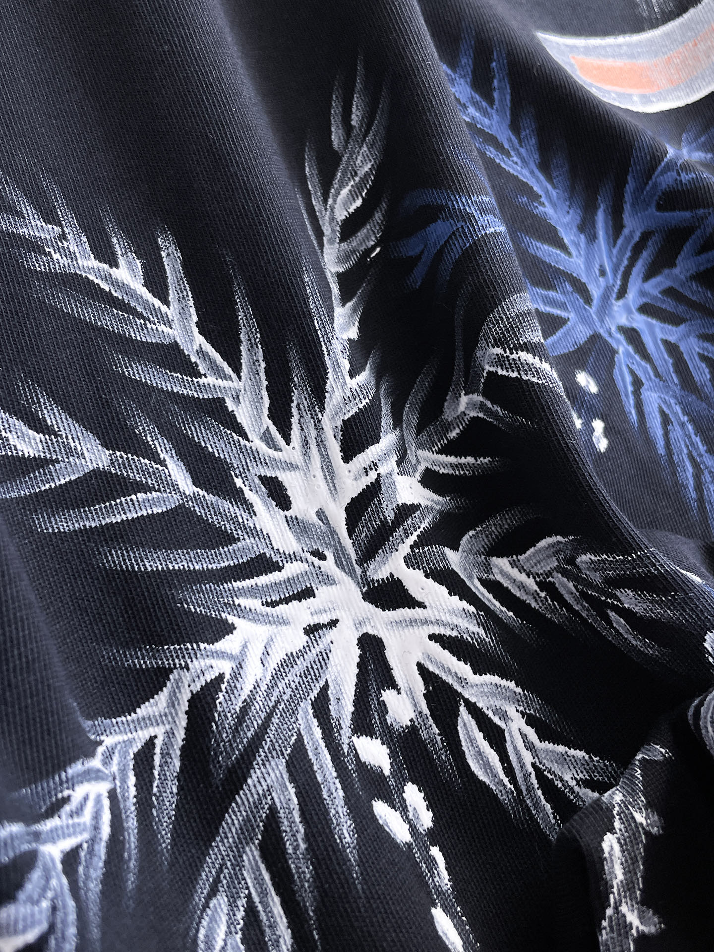 杜嘉班纳D&G26春夏新品专柜首发最新款短袖圆领T恤 高端订制 设计前卫时尚！品牌logo手绘重工艺设计