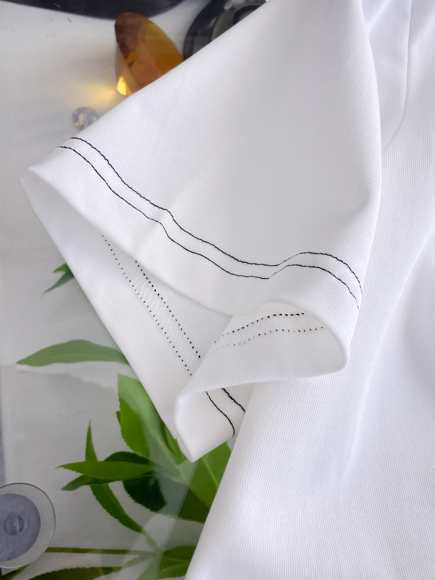 杜嘉班纳D&G26春夏新品专柜首发最新款短袖圆领T恤 高端订制 设计前卫时尚！品牌logo重工艺设计，高