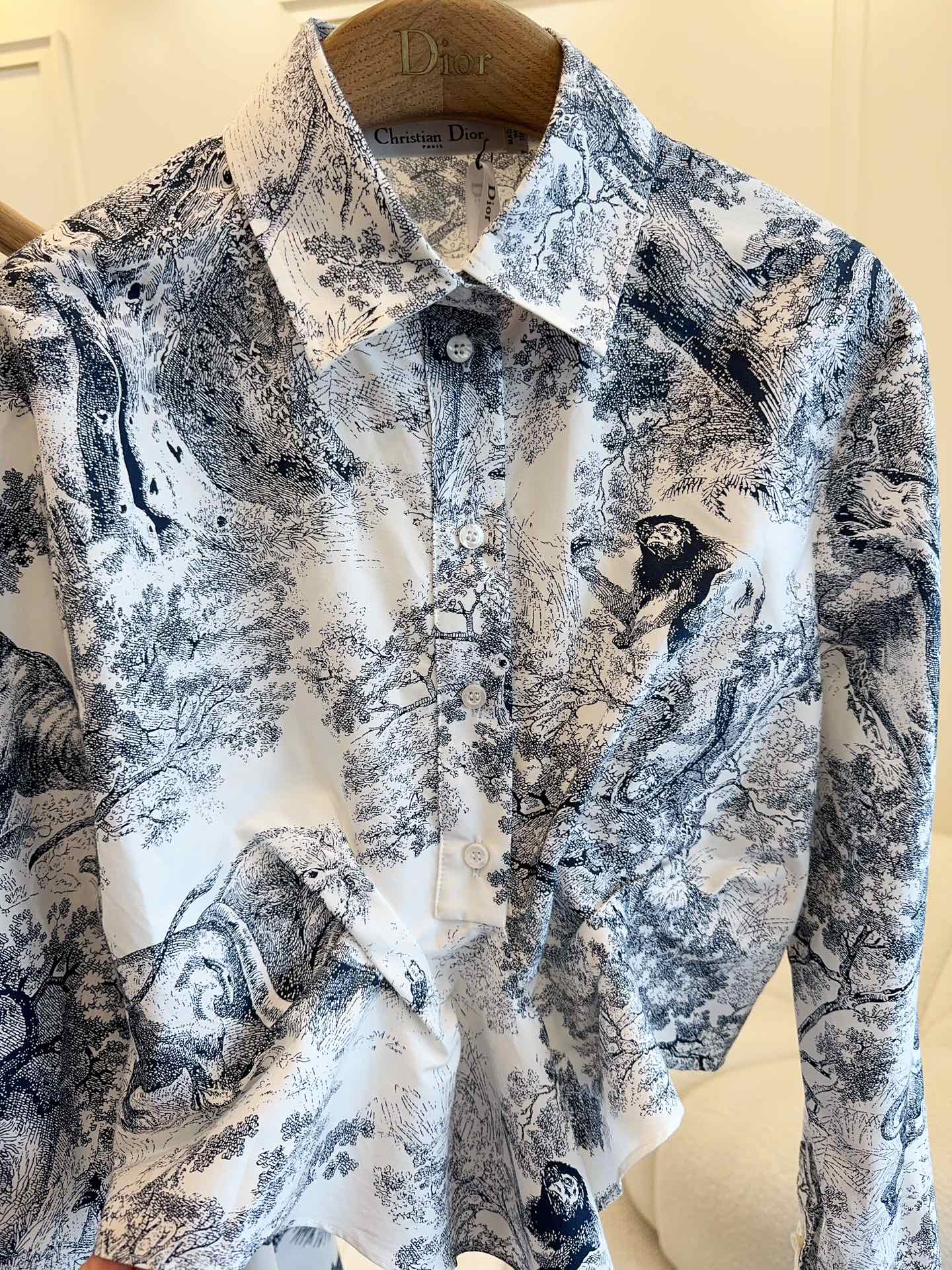 Cropped Tie-Hem Shirt with Bunny Ear Ties - Chic & Playful Design 4 i1746585152 7224 2