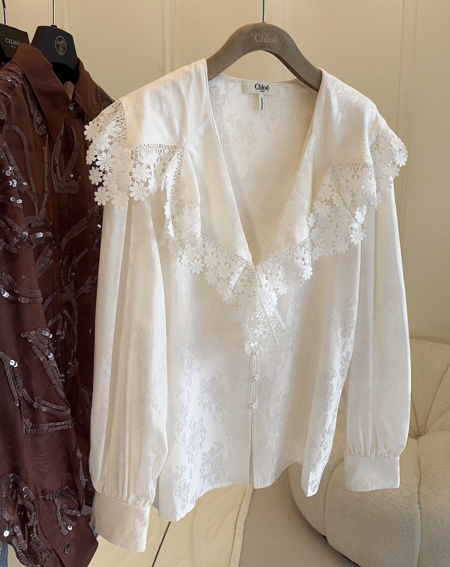 _dMq9szl1mRnRRs7vYikyHr7-ZIUE-BgbkZdsXtQ