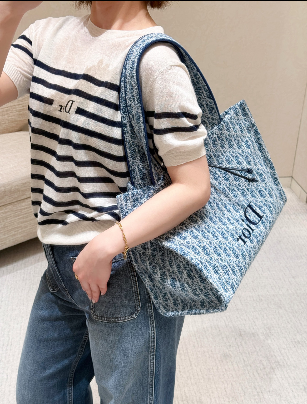 NO:903738,Upper body reference,,19860909上身参考,,,Women's clothing