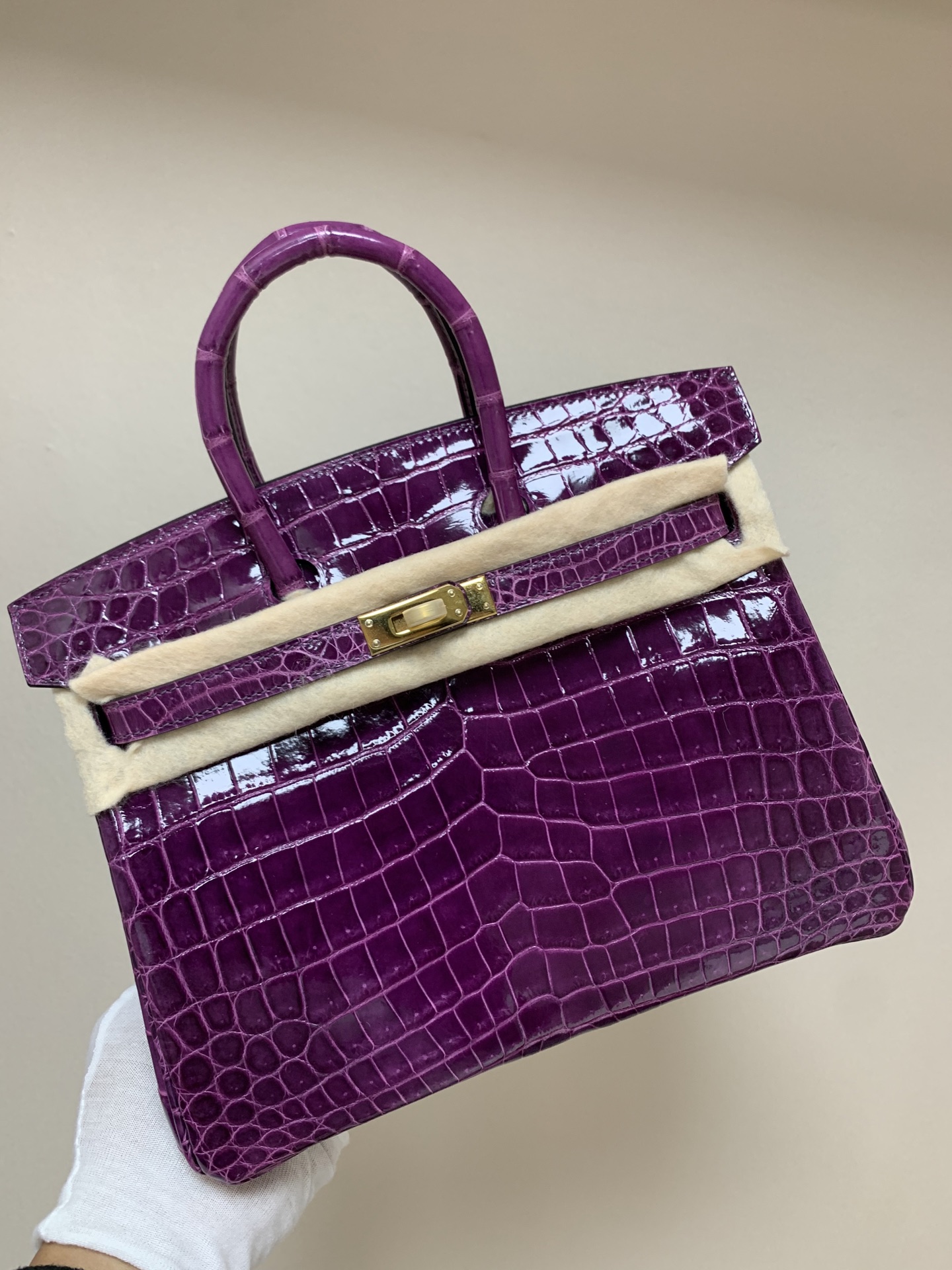 NO:699401,Platinum 25 Nile (Grape Purple) 3 pieces of leather with hand-waxed lines, clear texture and correct color. Hermes, Hermes, Hermes,19860909铂金25尼罗( 葡萄紫 )3张皮对版手工蜡线,纹理清晰色正.,爱马仕,hermes,Hermes,,Bag