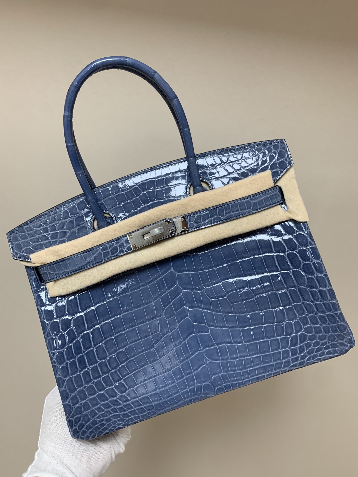 NO:699440,Platinum 30 high-gloss Nile, sapphire blue 3 pieces of leather hand-made thread, gold and silver buckles complete., Hermes, hermes, Hermes,19860909铂金30高光尼罗,宝蓝色3张皮对版手工线,金银扣齐全.,爱马仕,hermes,Hermes,,Bag