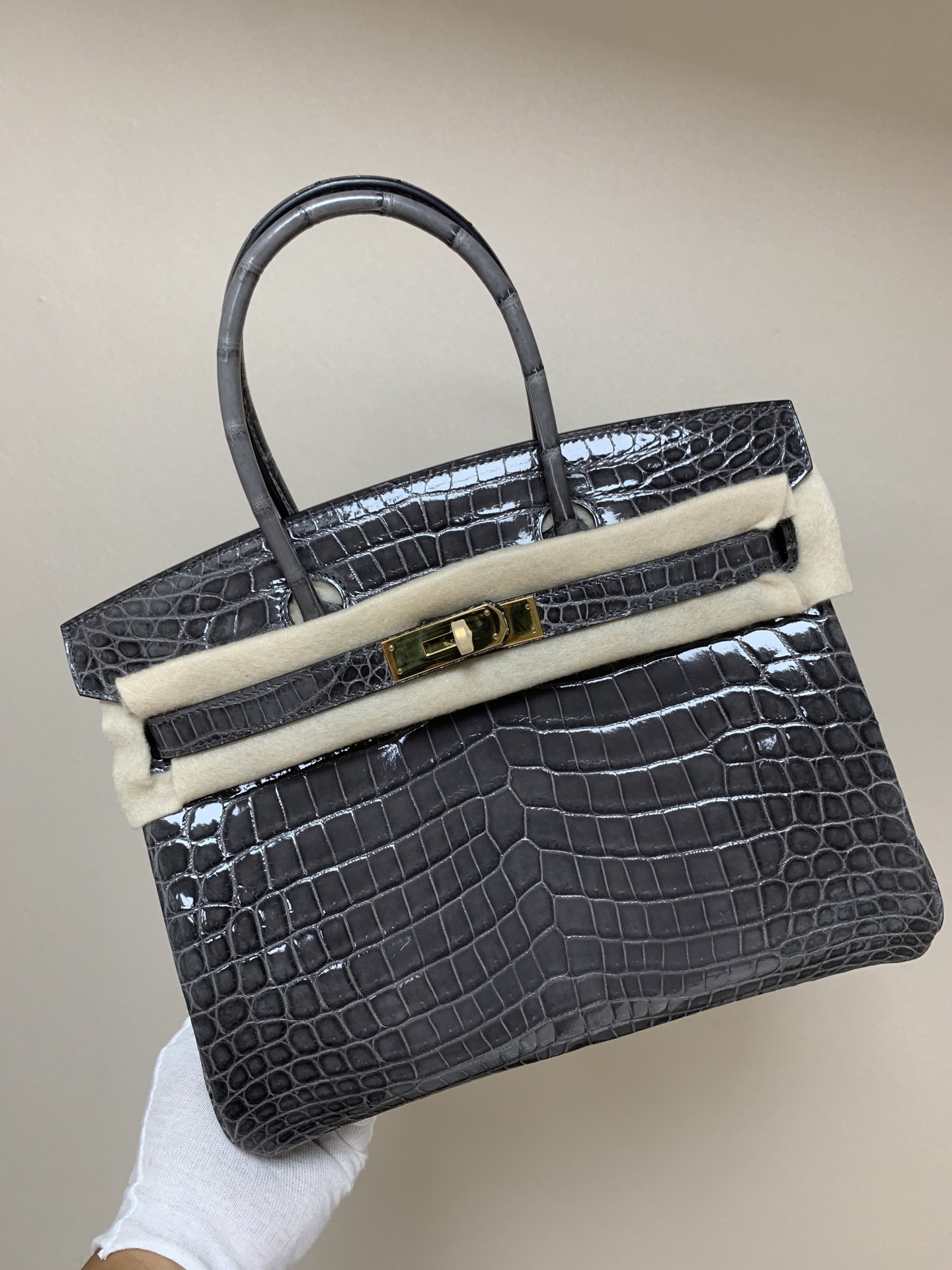 NO:699424,Platinum 30 high-gloss Nile, graphite gray 3 pieces of leather with handmade thread, gold and silver buckles complete., Hermes, hermes, Hermes,19860909铂金30高光尼罗,石墨灰3张皮对版手工线,金银扣齐全.,爱马仕,hermes,Hermes,,Bag