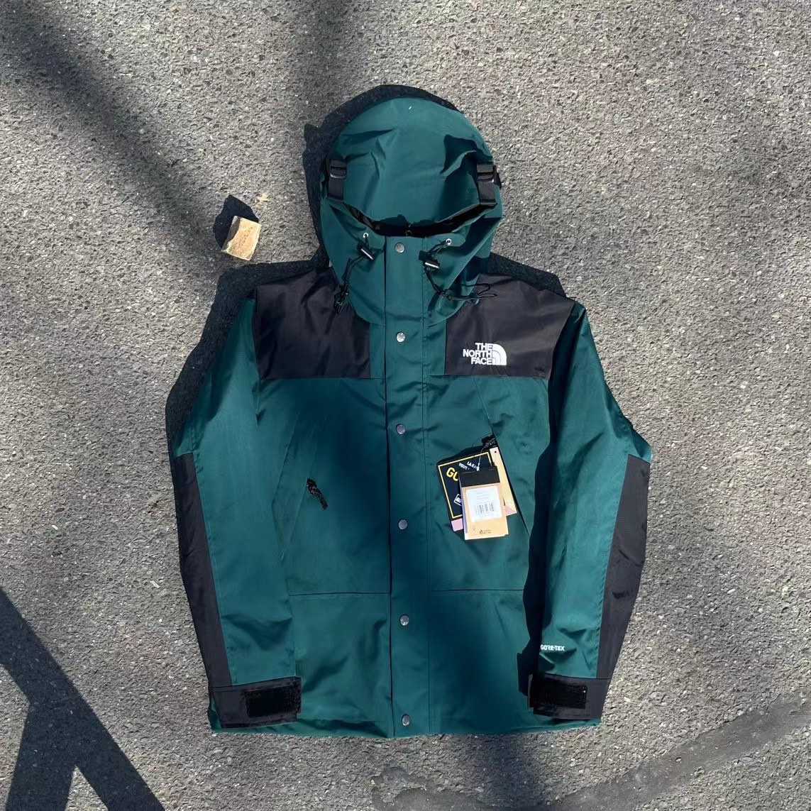 不退换 北面 TNF 1990 冲锋衣 颜色:森林绿