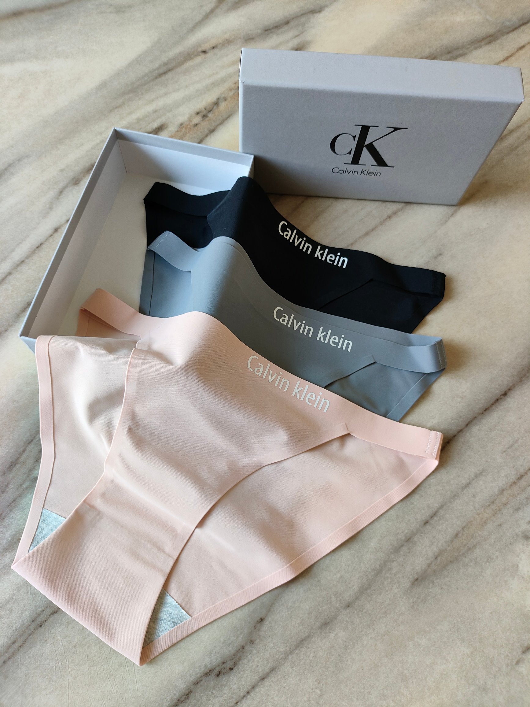 Calvin Klein Women's Underwear Briefs - 3-Pack Gift Set, Cotton Blend 1 a1746165195651 4410
