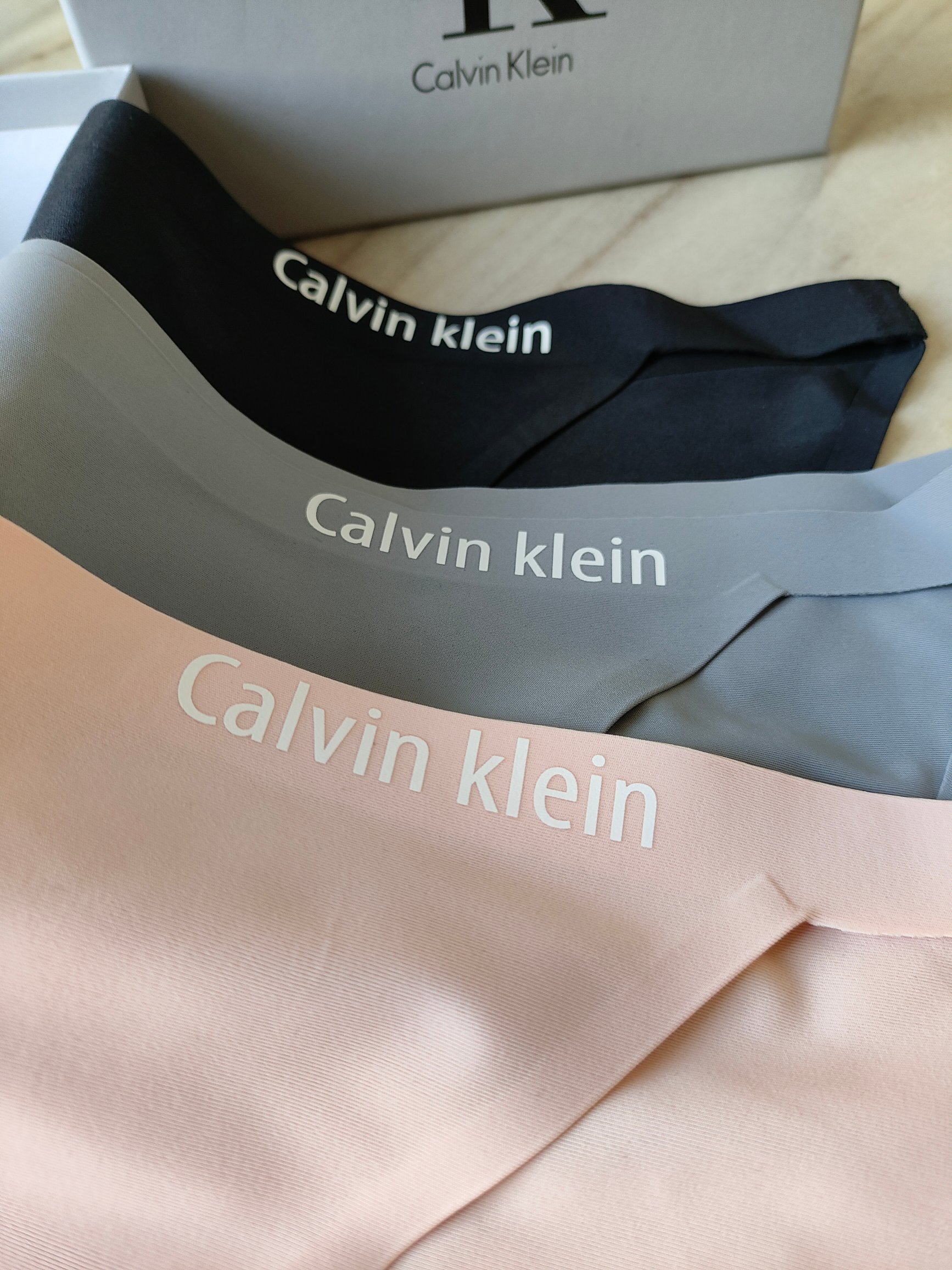 Calvin Klein Women's Underwear Briefs - 3-Pack Gift Set, Cotton Blend 4 a1746165251261 0042