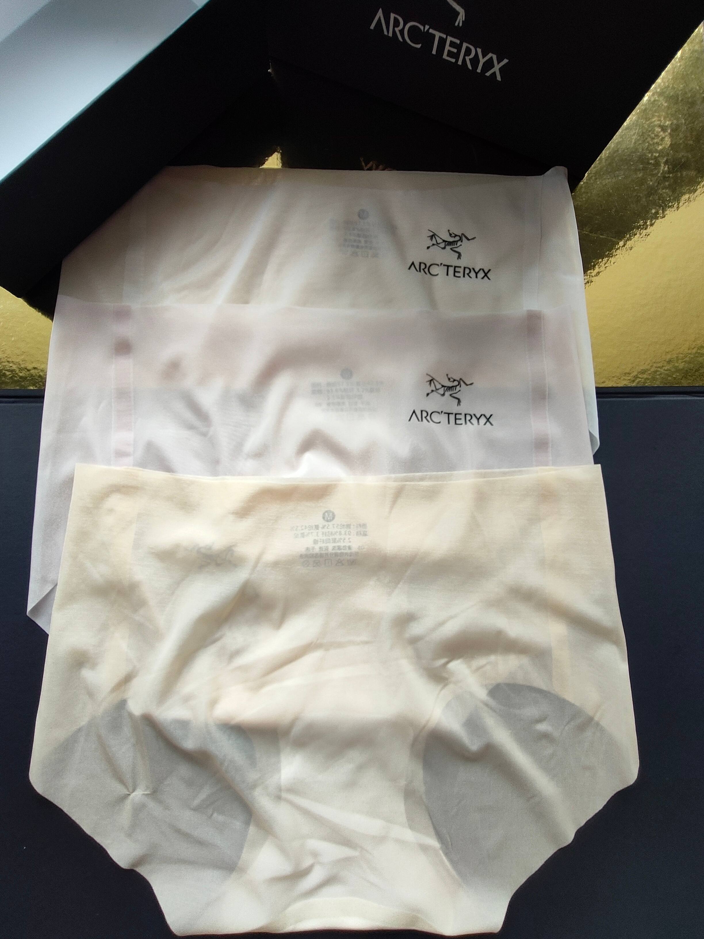  yosasi新品女神内裤 ARC`TERYX 始祖鸟
M 建议80-100斤
L 建议100-120斤