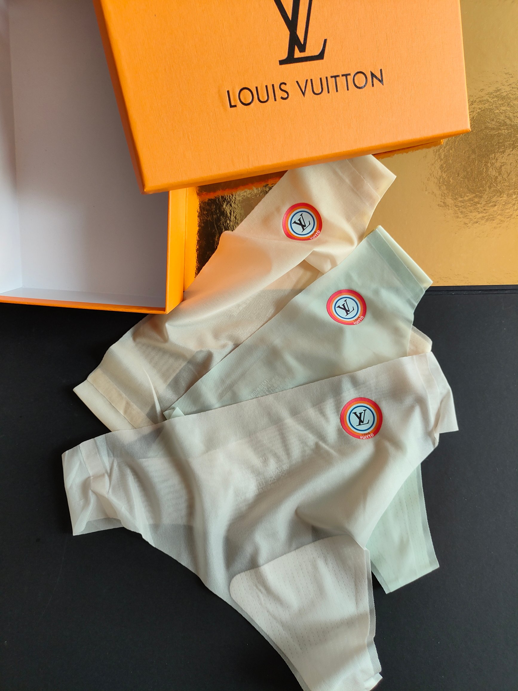 .LOUIS VUITTON. LVM 80-100斤L 100-120斤XL 120-140斤冰丝超薄