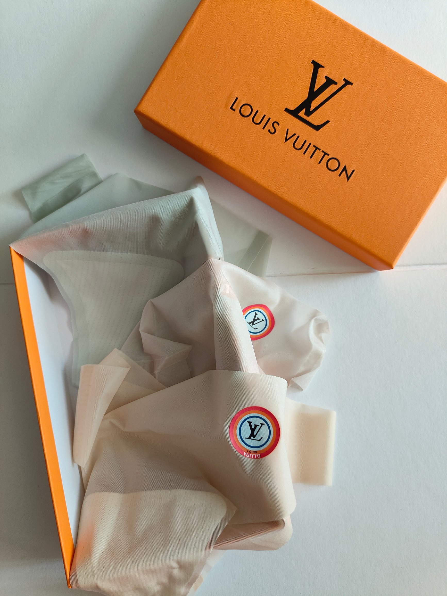 .LOUIS VUITTON. LVM 80-100斤L 100-120斤XL 120-140斤冰丝超薄