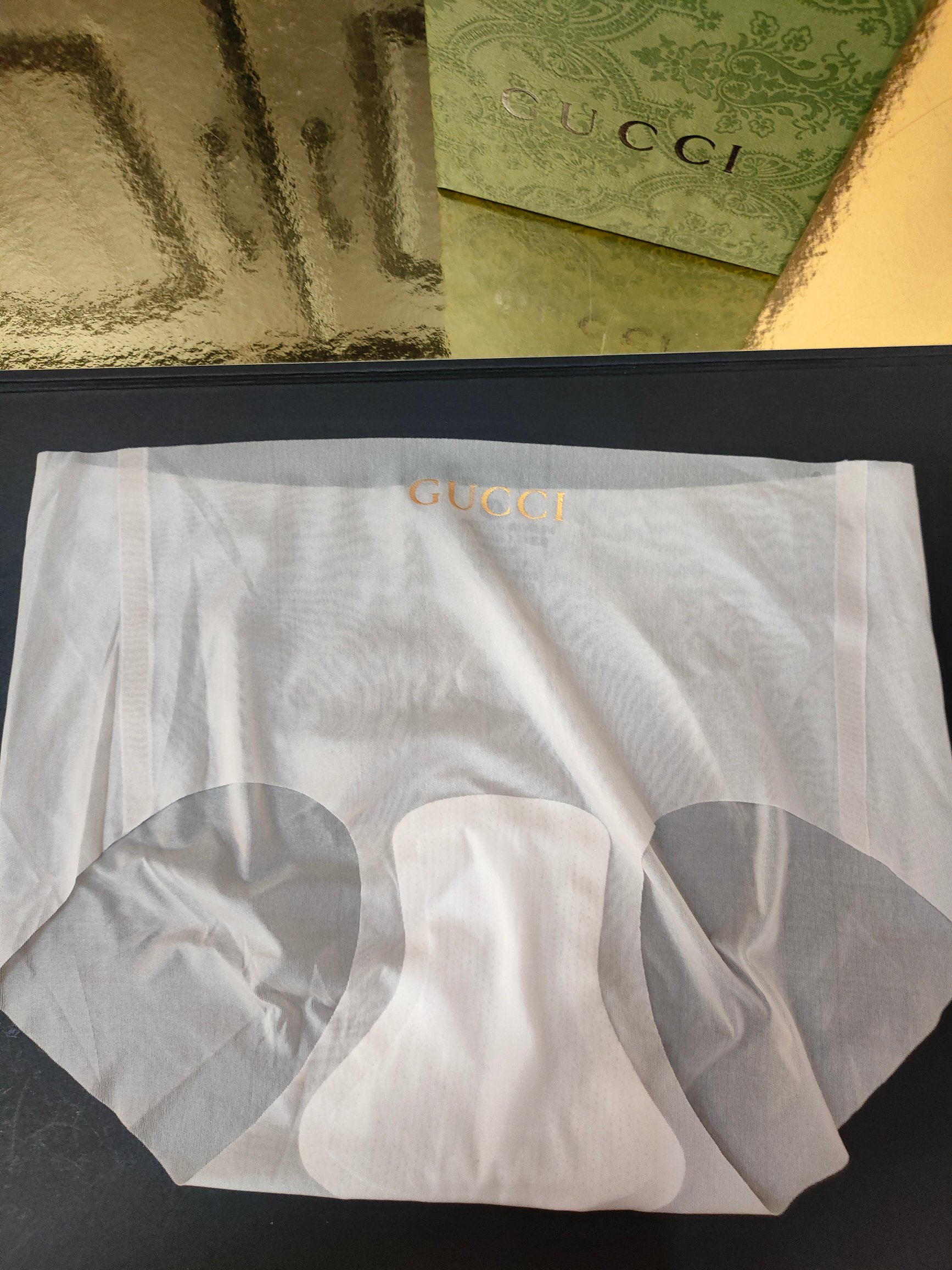 GUCCI 古驰M 建议80-100斤L 建议100-120斤XL 建议120-140斤冰丝超薄