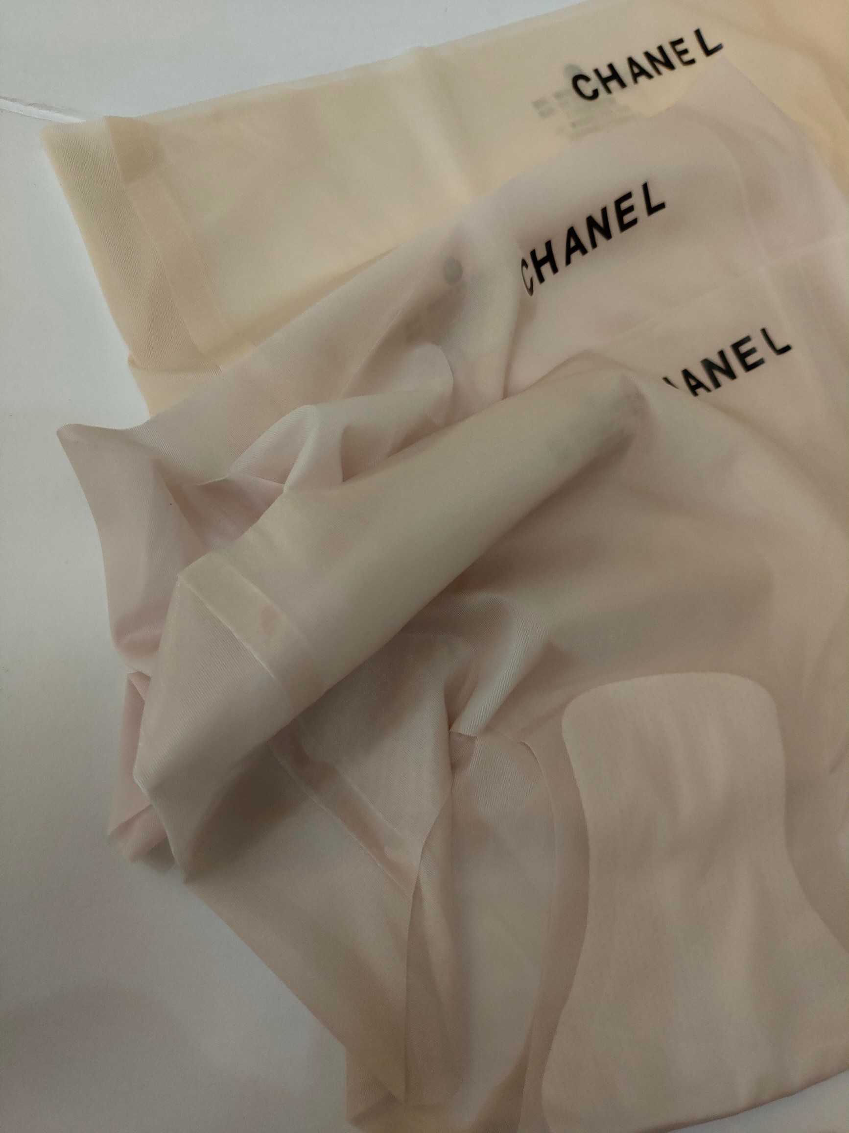 CHANEL 香奈儿M 建议80-100斤L 建议100-120斤XL 建议120-140斤冰丝超薄