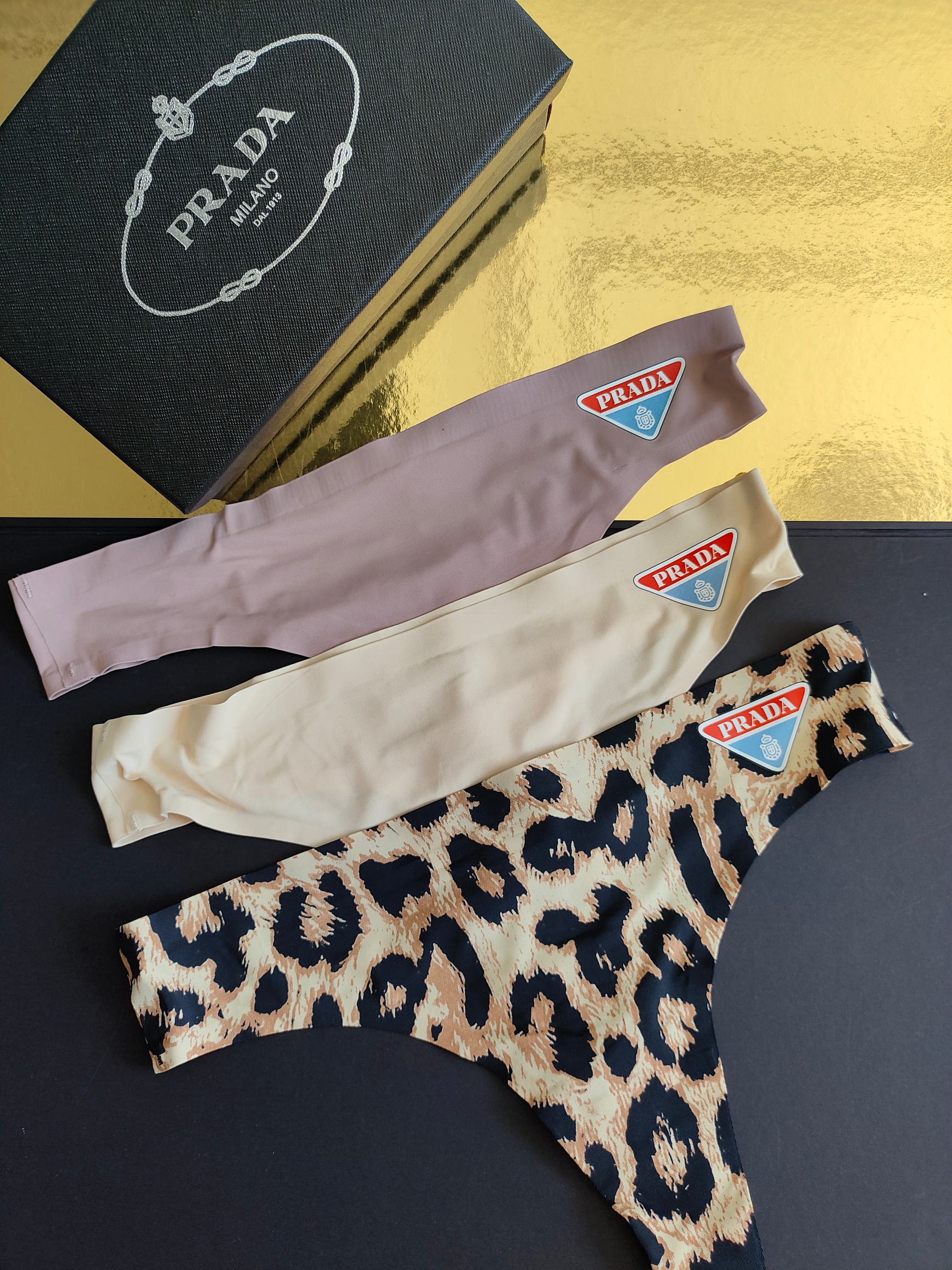 PRADA 普拉达M 95-115斤L 115-140XL 140-160斤XXL 160-180斤冰丝