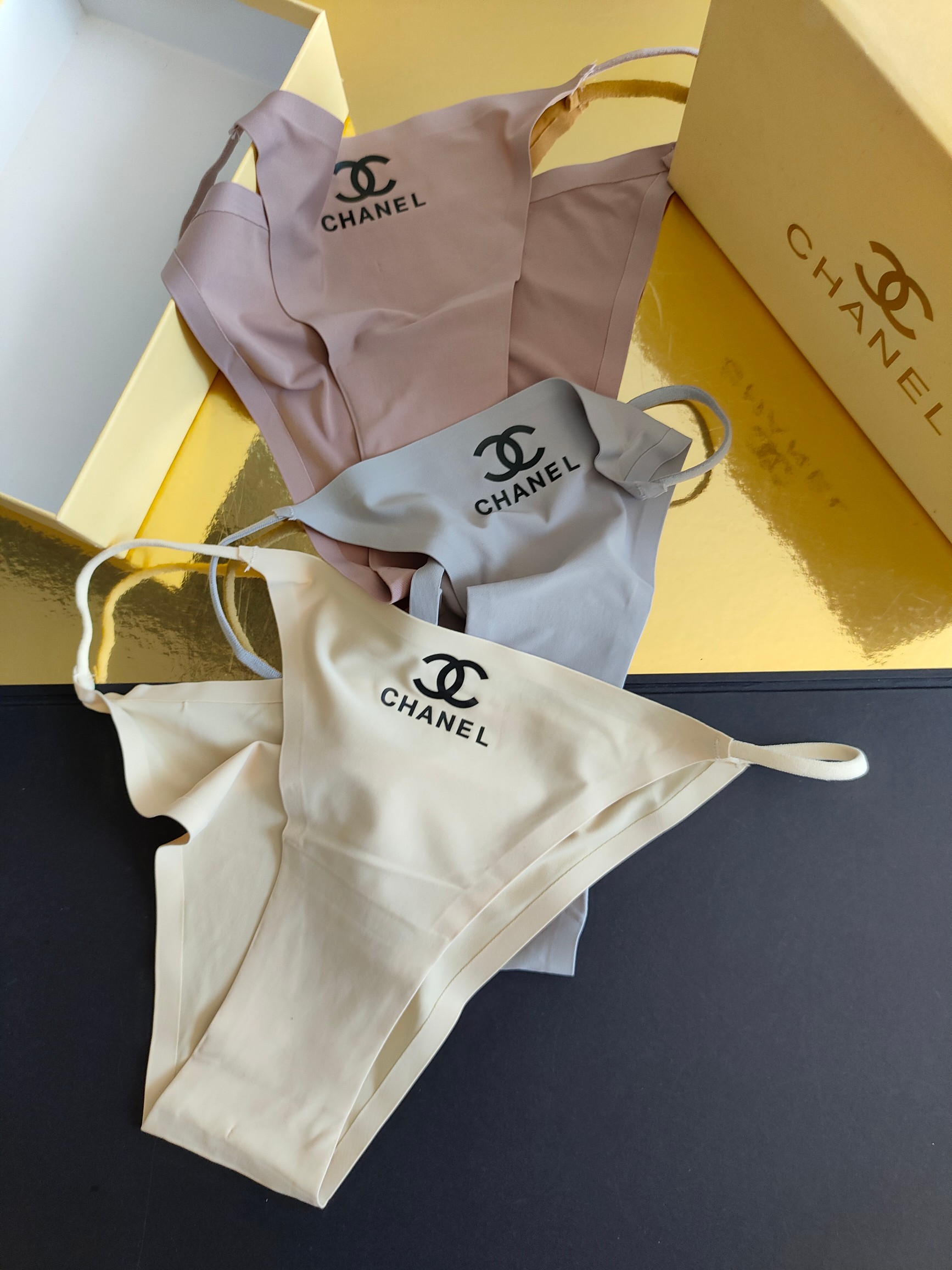 CHANEL 香奈儿M 120-140斤L 140-160斤XL 160-180斤冰丝