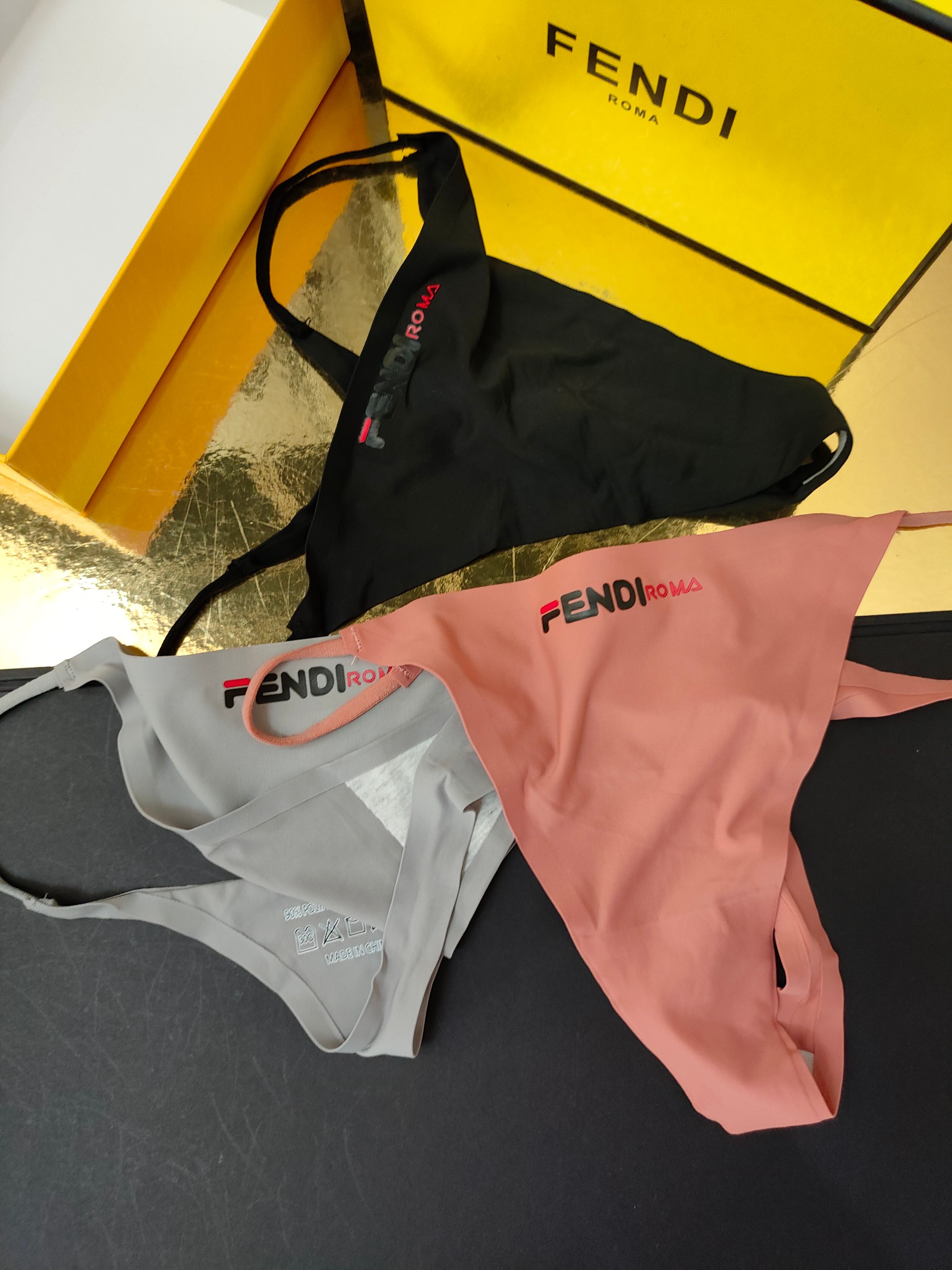 FENDI 芬迪M 120-140斤L 140-160斤XL 160-180斤冰丝