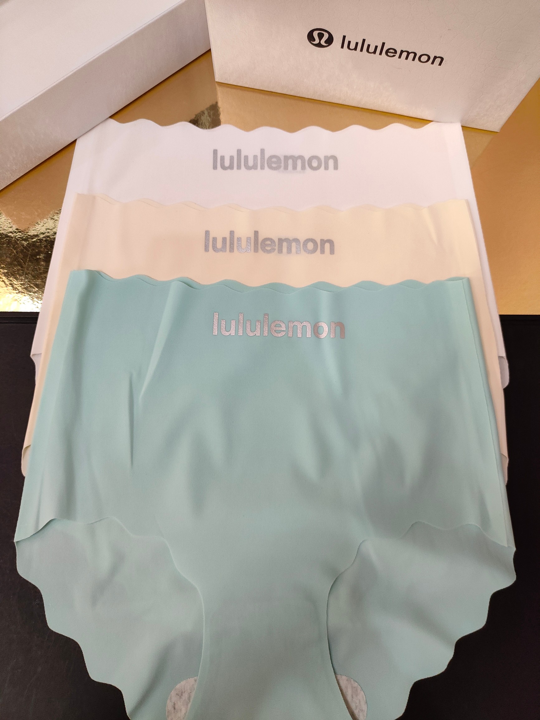 luluemon 露露M 60-80斤L 80-100斤XL 100-120斤XXL 120-140斤冰