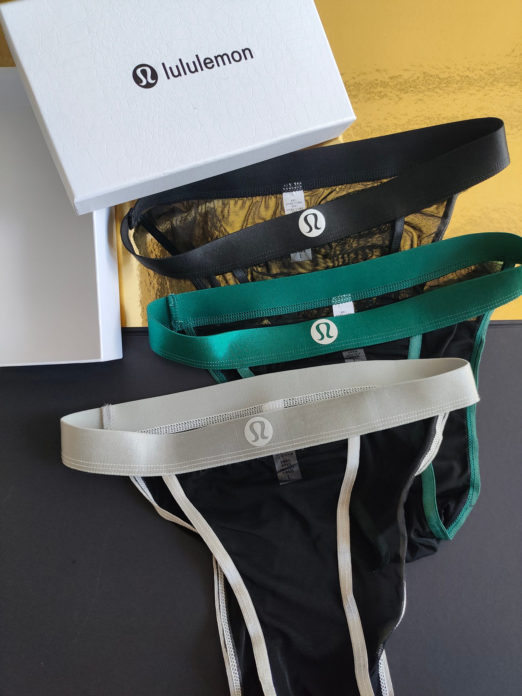 luluemon 露露M 80-100斤L 100-120斤XL 120-140斤雷丝