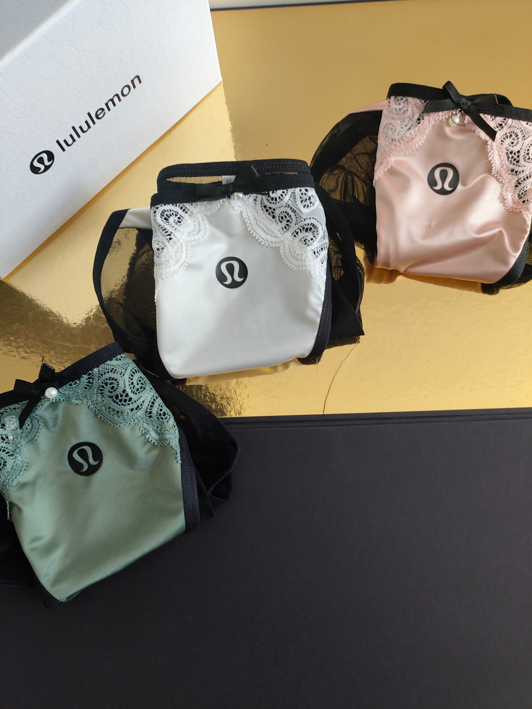 luluemon 露露M 80-100斤L 100-120斤XL 120-140斤雷丝