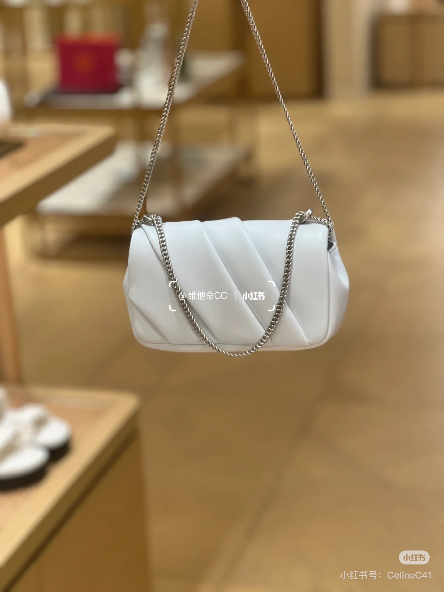 Tory Burch ～做一个多巴胺女孩吧