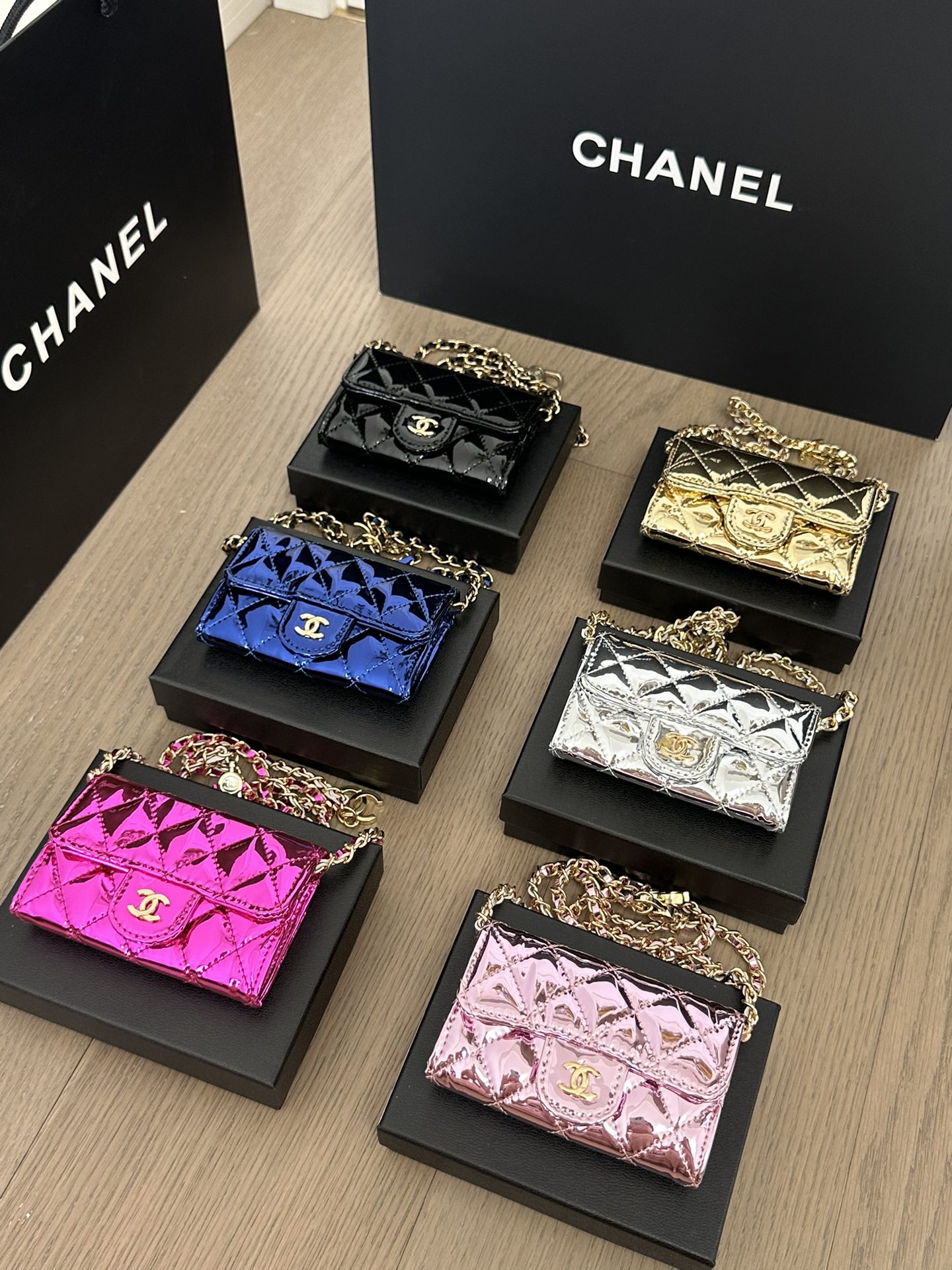 Chanel 𝘾𝙃𝘼𝙉𝙀𝙇 零钱包 腰包