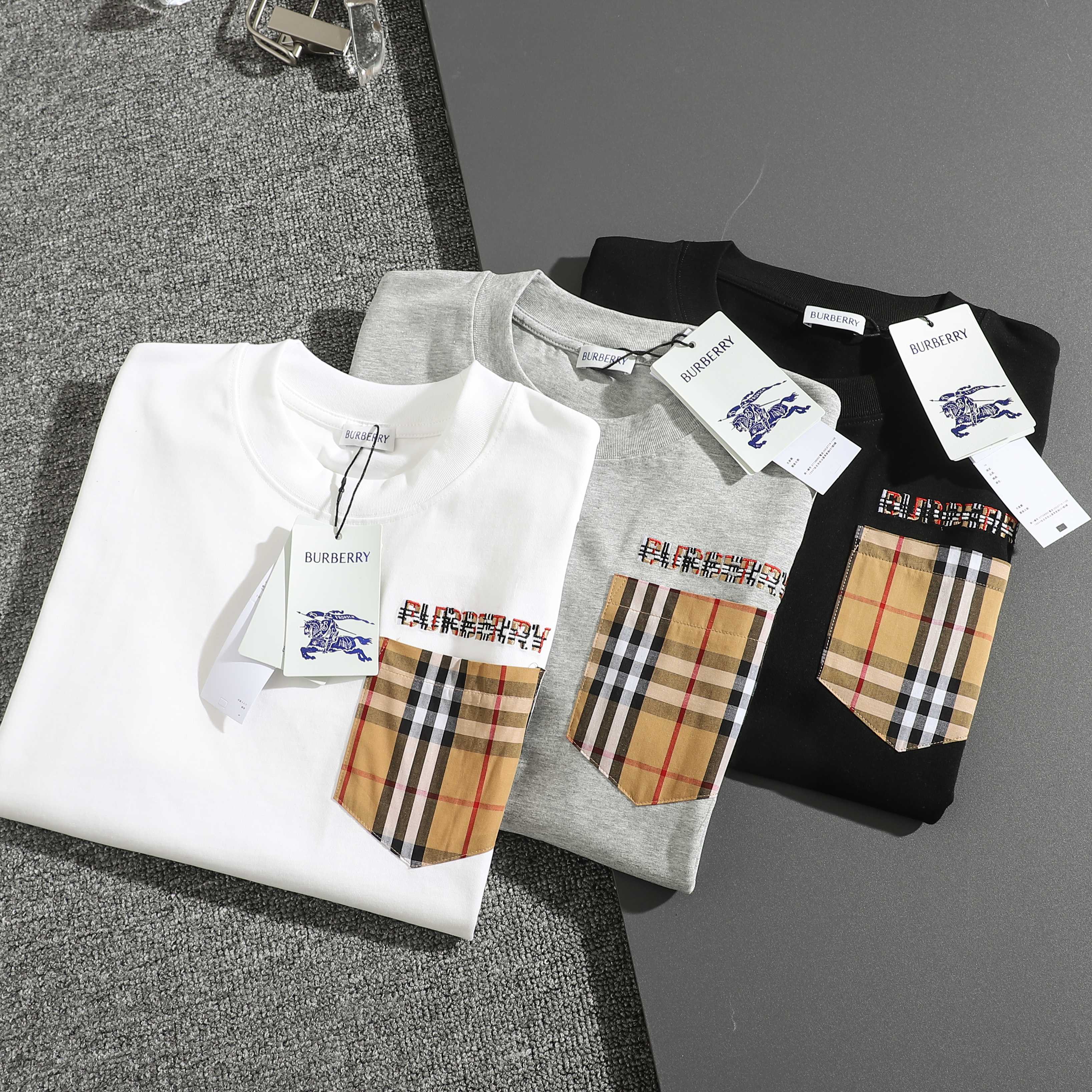 Alternative view of Burberry T-Shirt 02867