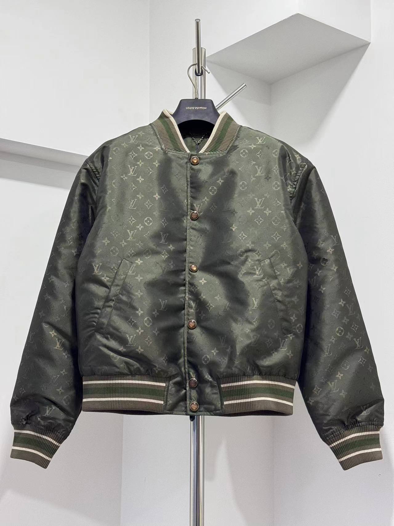 _de_9sUzgI4nTi9me3mLJLlQUa5A8FmN9c7Untcw