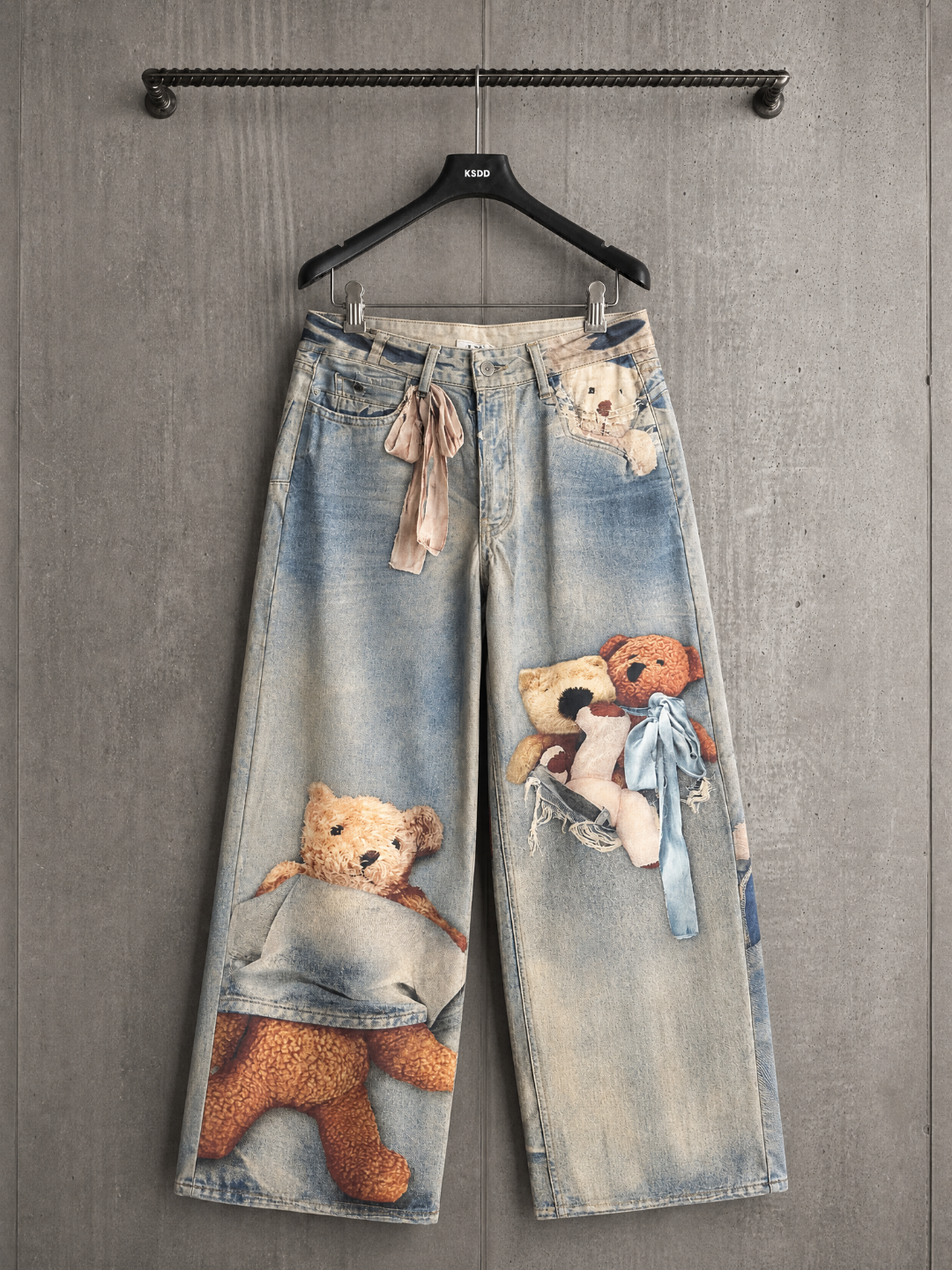 Acne Studios ACNE 3D泰迪小熊印花牛仔裤