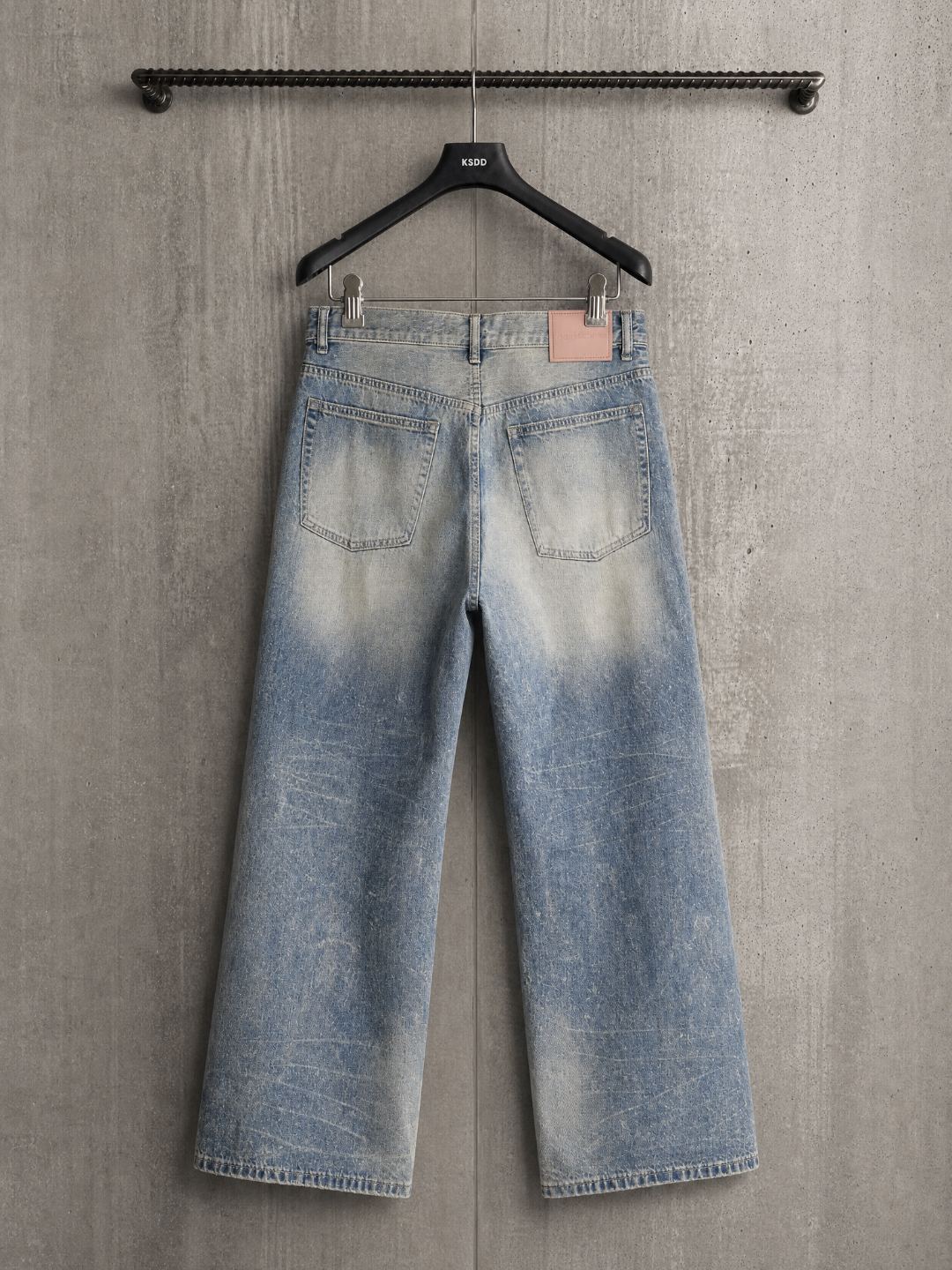 Acne Studios ACNE 斑驳纹洗水做旧牛仔裤