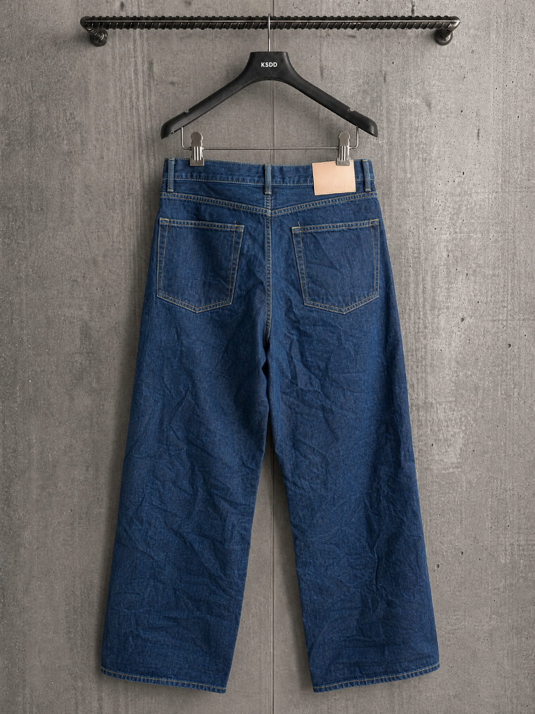 Acne Studios ACNE褶皱风格牛仔裤