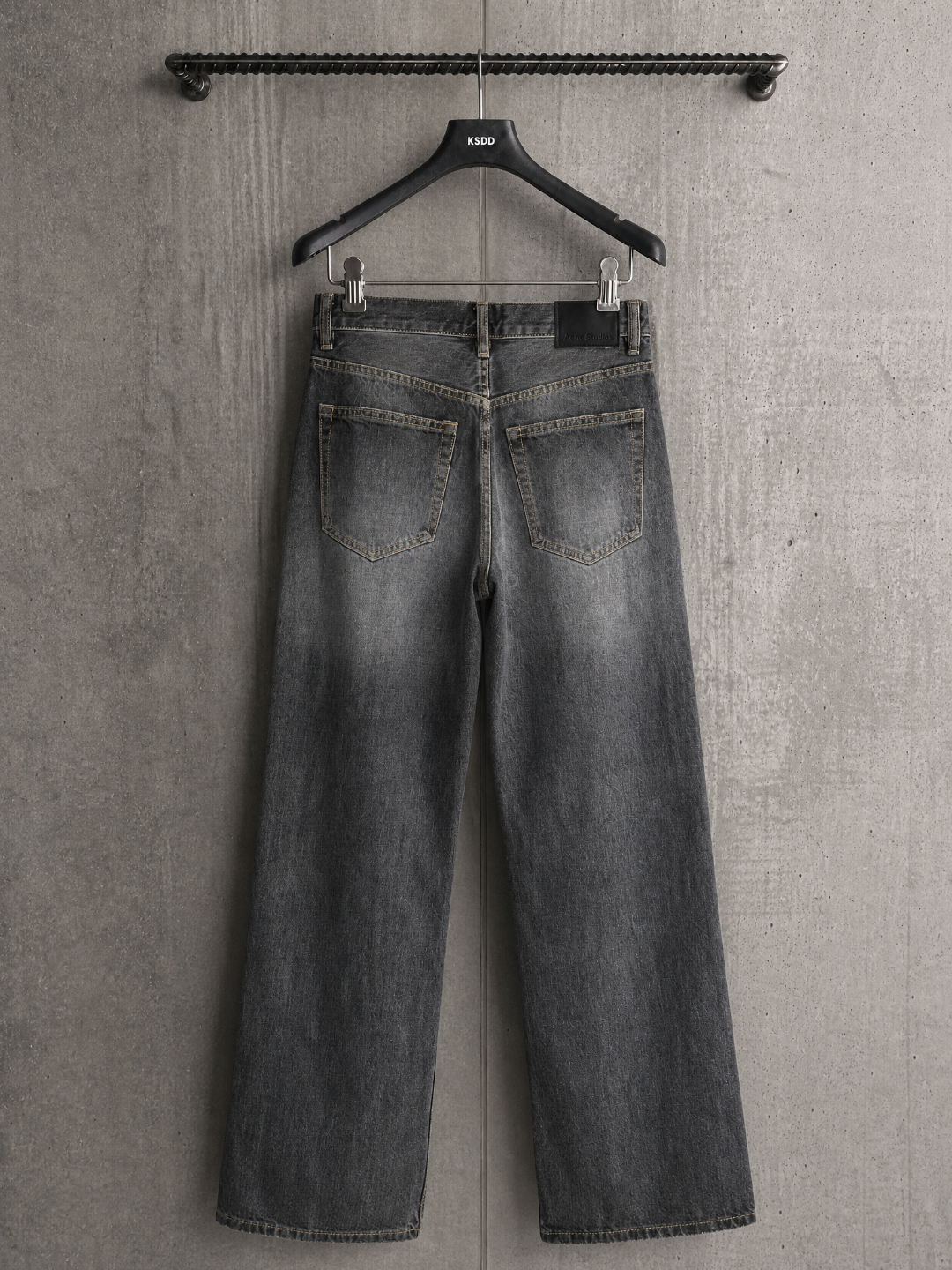 Acne Studios ACNE 黑色泼墨洗水做旧牛仔裤