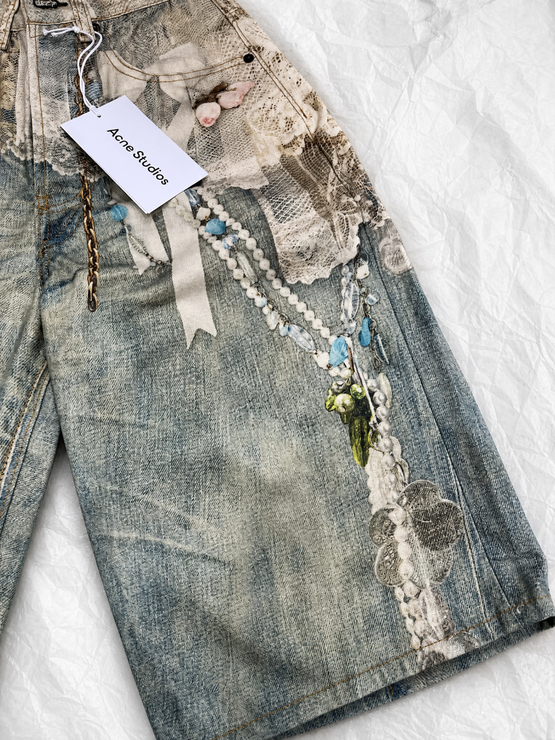Acne Studios ACNE 珍珠蕾丝3D印花洗水牛仔短裤