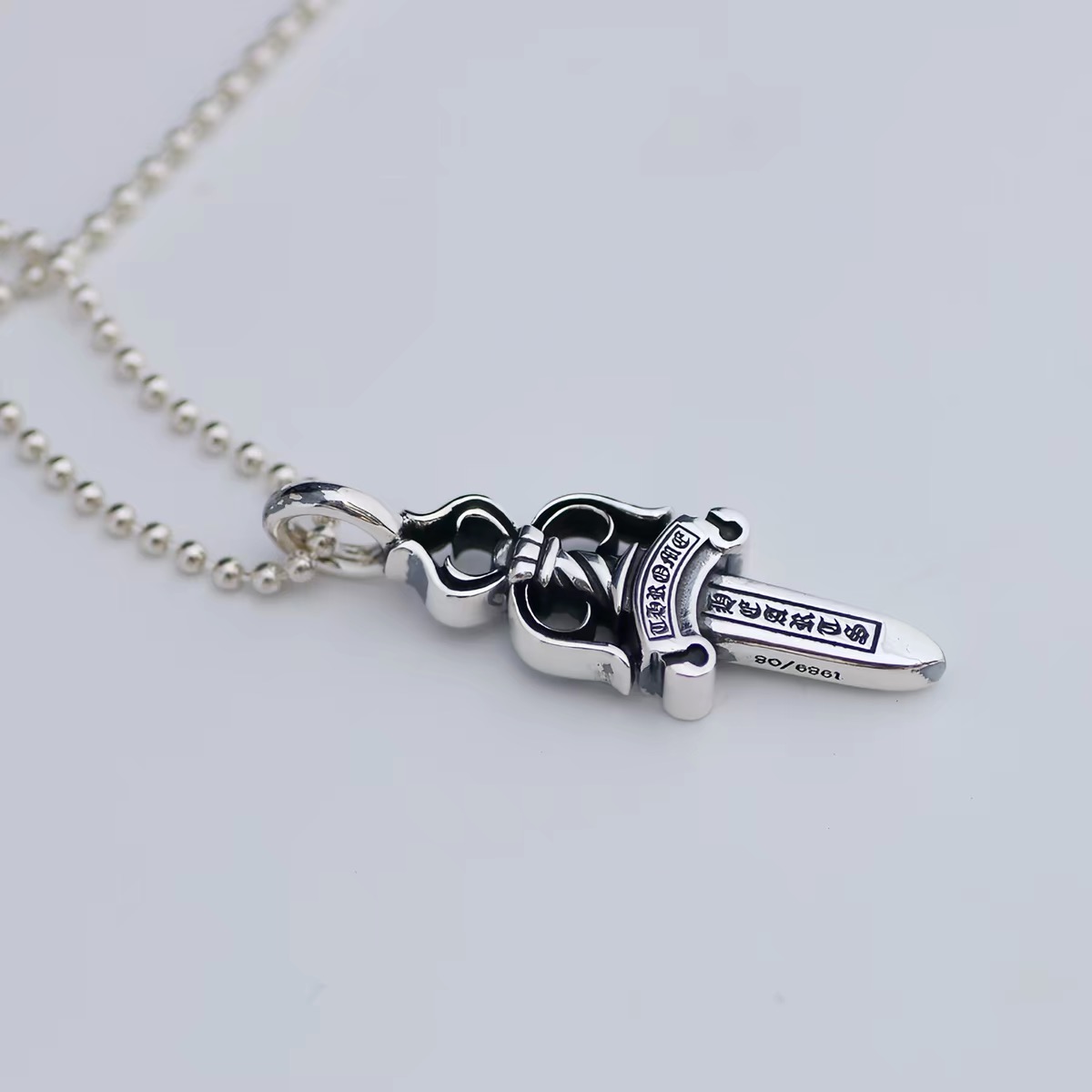 NO:896126,Ikkyu old silversmith makes Holy Sword, Sword Pendant, European and American trendy punk style in stock, fine jewelry19860909一休老银匠制作圣剑 宝剑吊坠 欧美 潮流朋克风格现货,饰品精品,Jewelry