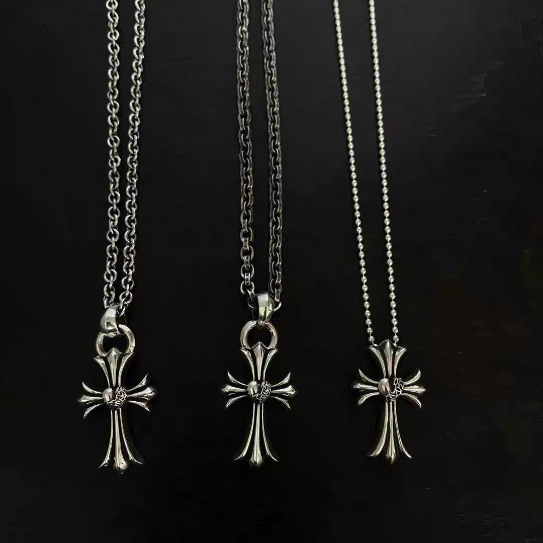 NO:896063,Big cross love vine pendant punk retro European and American trendy male and female couple sweater chain, jewelry boutique, sweaters19860909大十字架爱心藤蔓吊坠朋克复古欧美潮流男女情侣毛衣链,饰品精品,sweaters,Jewelry