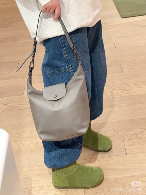Longchamp Épure Large Hobo Bag Elephant Gray, Leather Shoulder Bag 1 Longchamp Épure Large Hobo Bag Elephant Gray, Leather Shoulder Bag