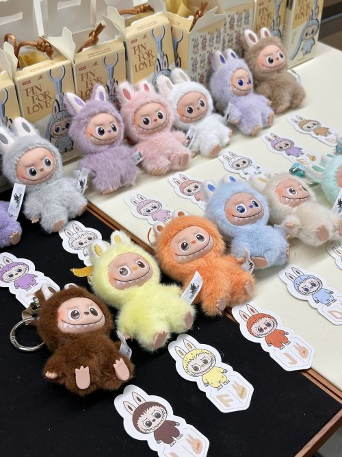 Pin For Love Mini Plush Doll - Super Soft & Cute Collectible Toy 1 Pin For Love Mini Plush Doll - Super Soft & Cute Collectible Toy