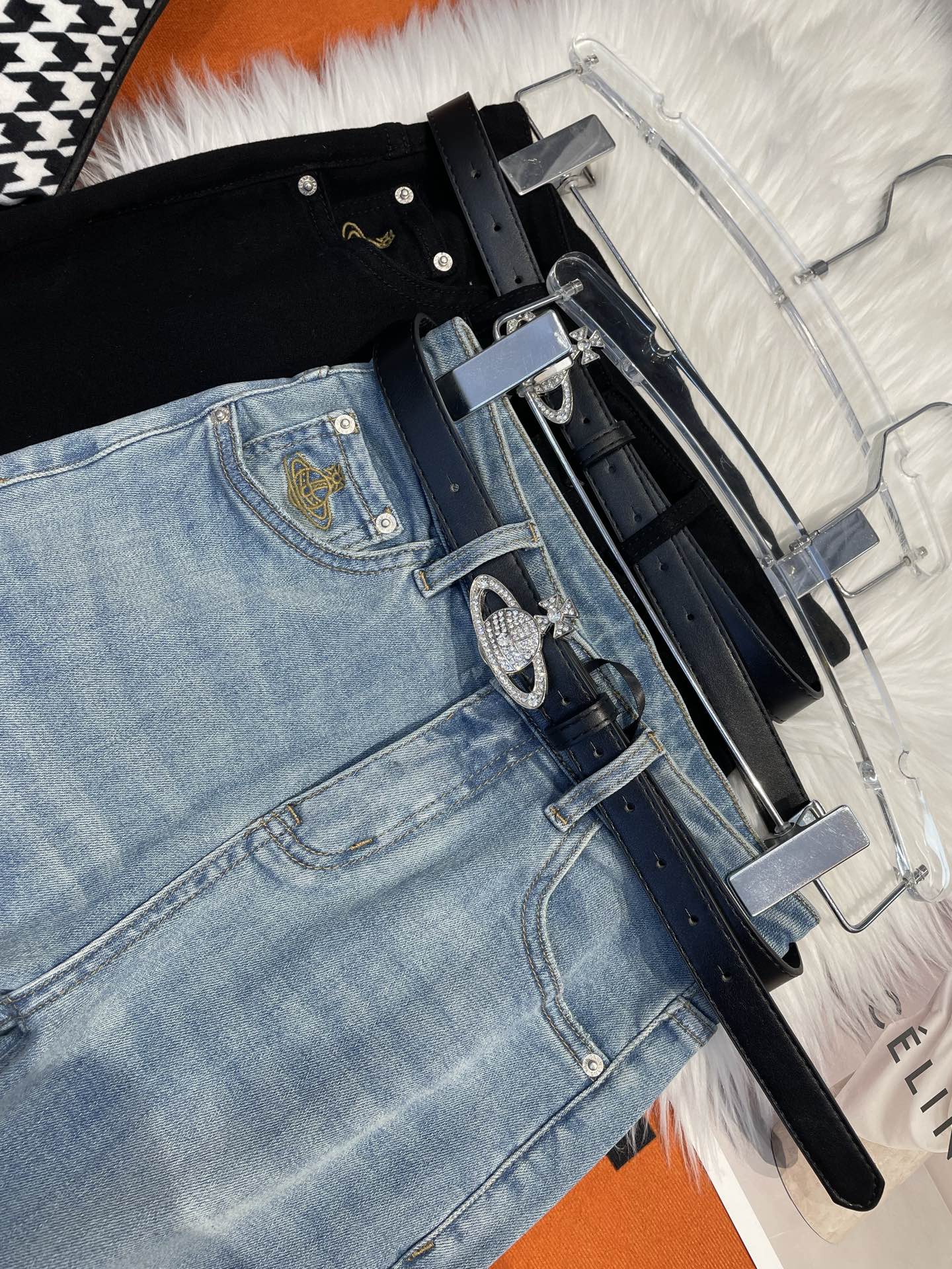 High-Quality Women’s Suit with Queen of the West Vibe: Perfect Fit and Elegance. - 图片 7