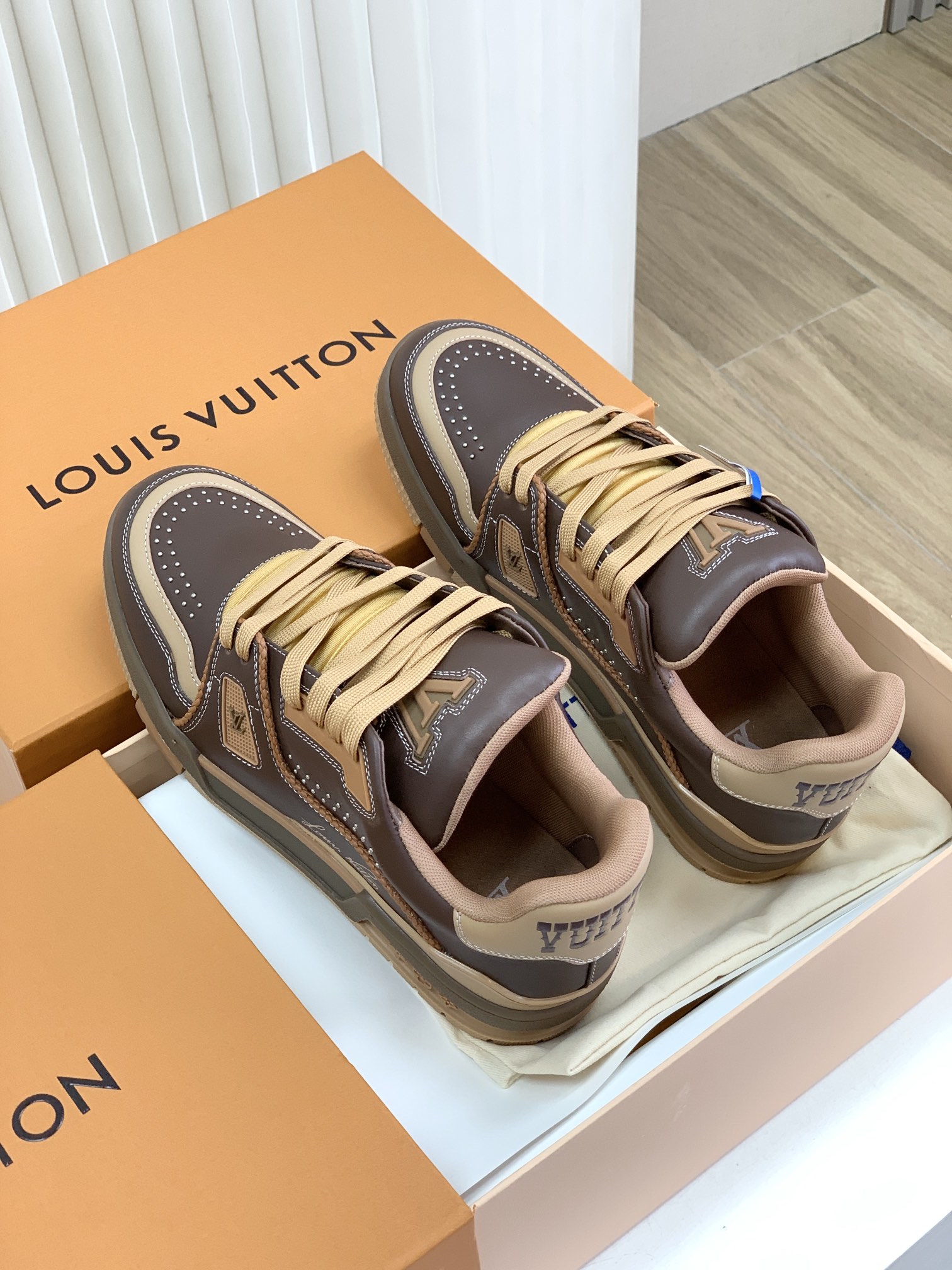 路易威登 Louis Vuitton 高定典藏名品高定成衣时装外套连衣裙衬衫T恤 #5E61A027 4