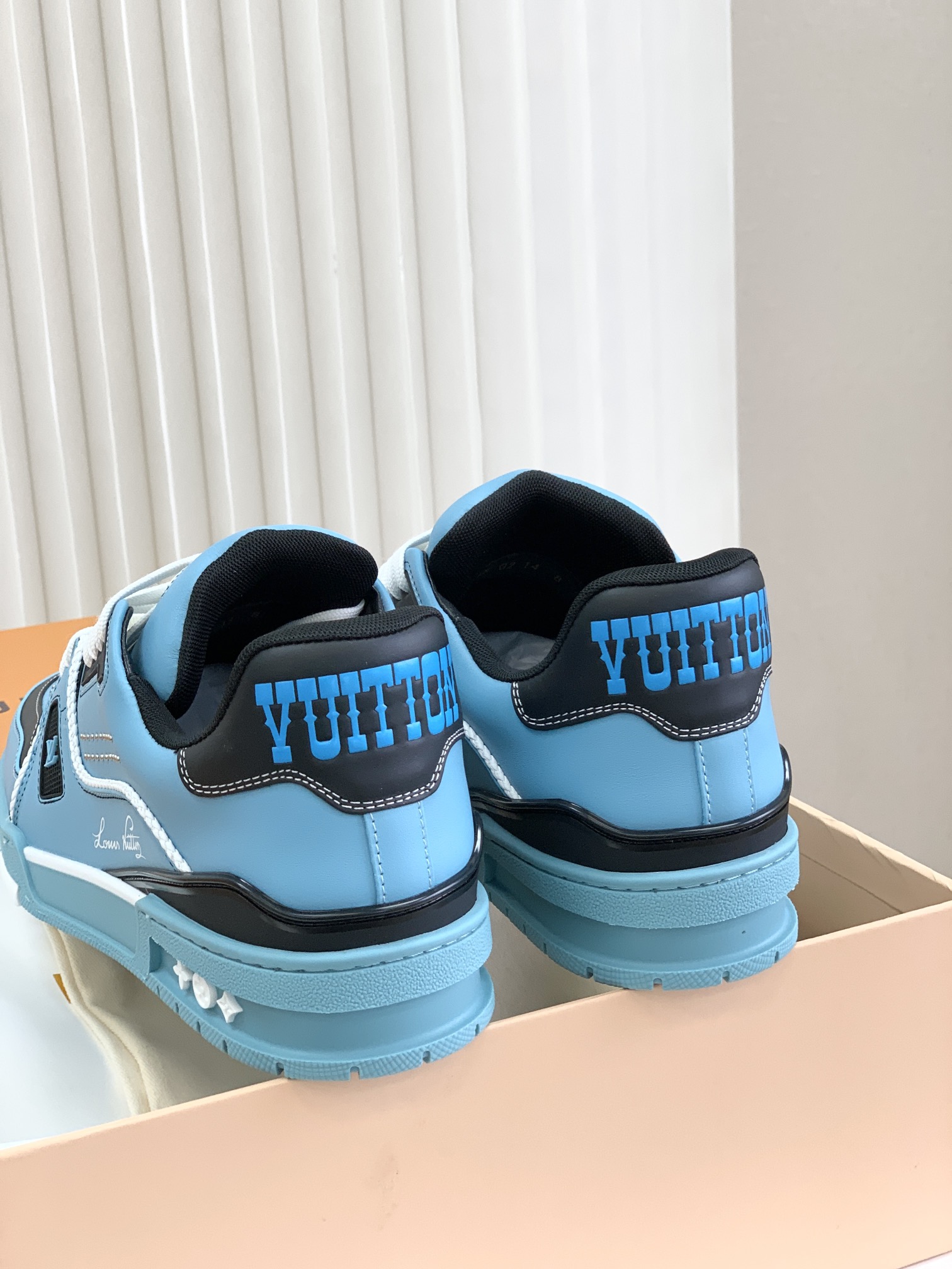 路易威登 Louis Vuitton 高定典藏名品高定成衣时装外套连衣裙衬衫T恤 #5E8DB3CD 6