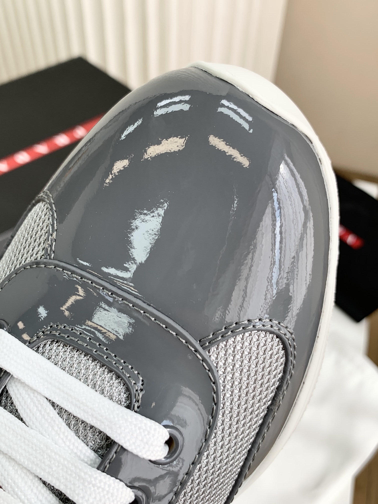 NO:556624,More craft details!  ,19860909更多工艺细节！,,Men's shoes