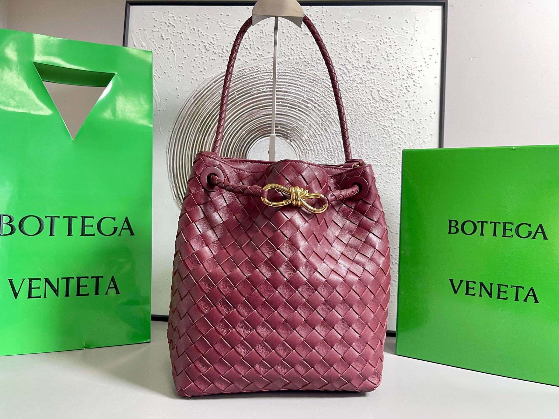 Bottega Veneta Andiamo Intrecciato Bucket Bag Nappa Lambskin Metal Knot Clasp
