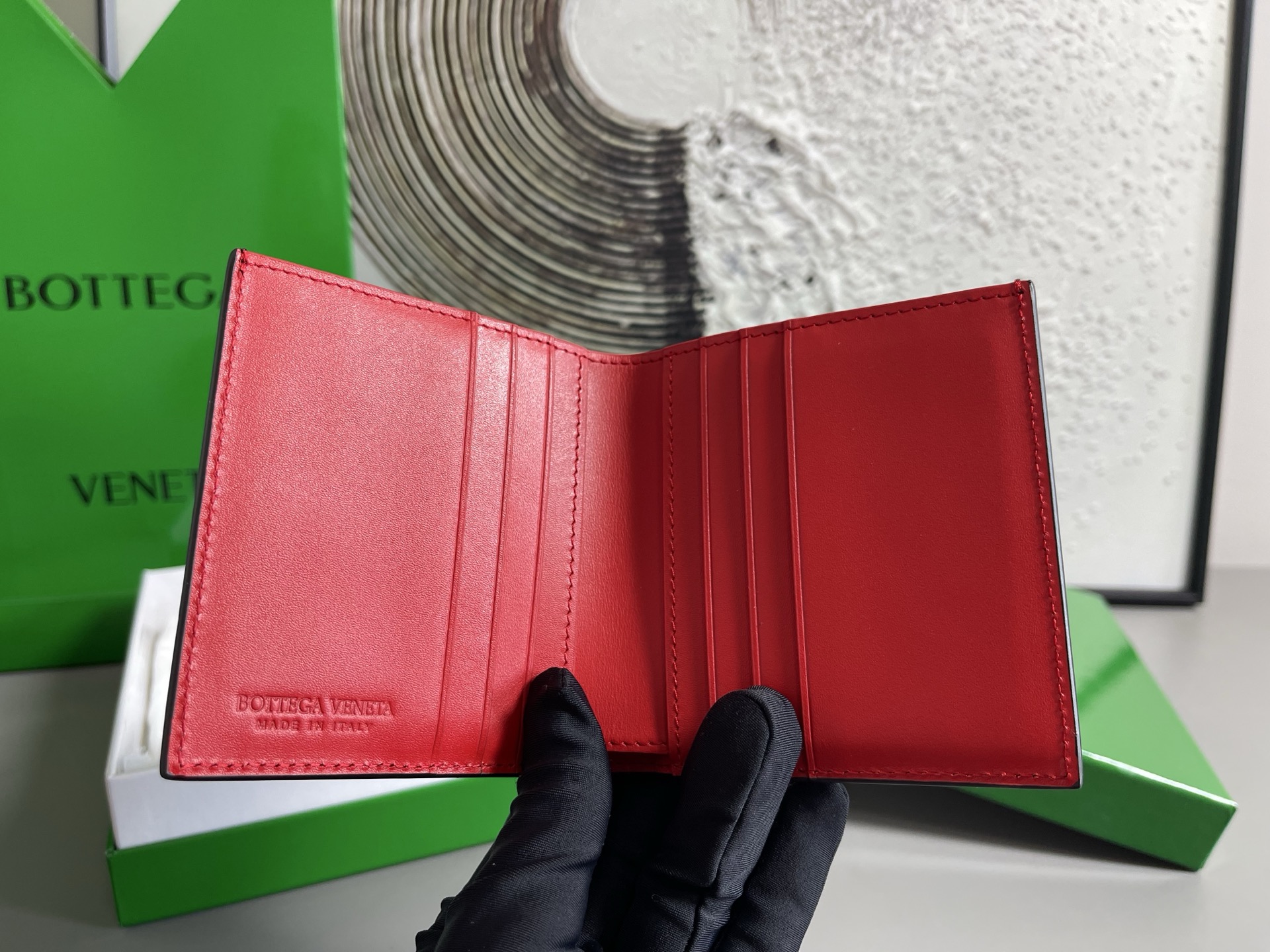Top batch Bv two-fold vertical version short clip wallet 749400 is a wallet that can be used not only as a wallet but also as a card holder photo 1