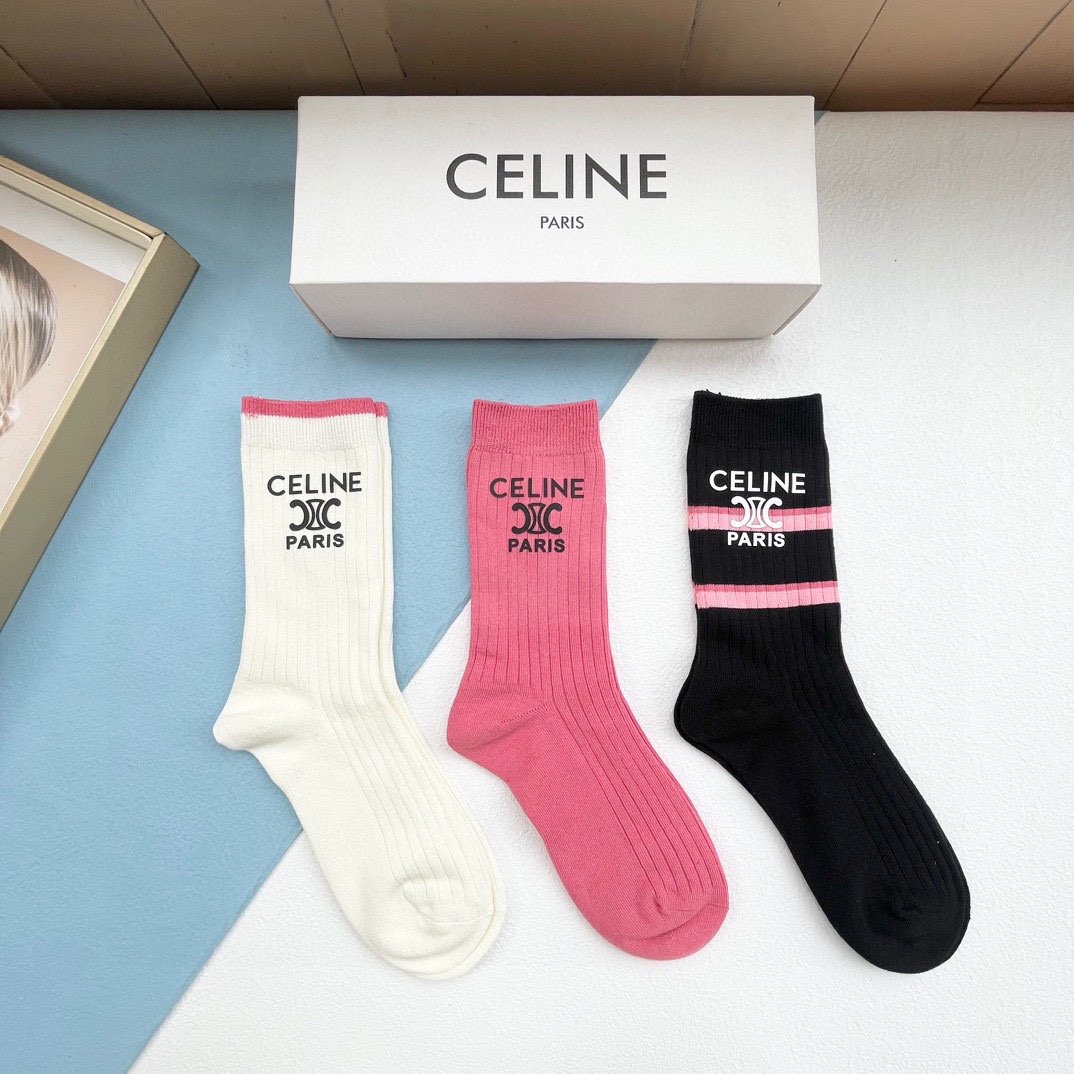 配包装一盒三双Celine赛琳爆款中筒袜高版本好看到爆炸欧美大牌中筒袜潮人必不能少的专柜代购品质袜子搭配