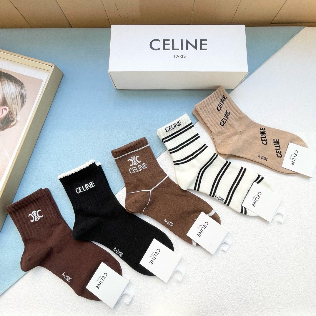 配包装一盒五双Celine赛琳爆款中筒袜高版本好看到爆炸欧美大牌中筒袜潮人必不能少的专柜代购品质袜子搭配