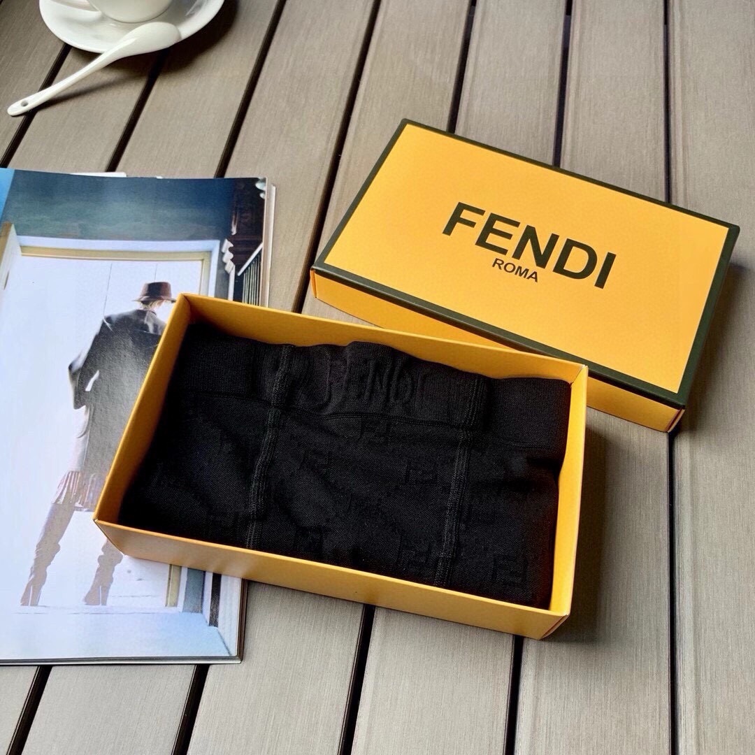 配包装一盒一双官网同款FENDI芬迪连体网裤[色][色]女神丝袜必备单品光腿季节过渡必备单品出口日本专柜